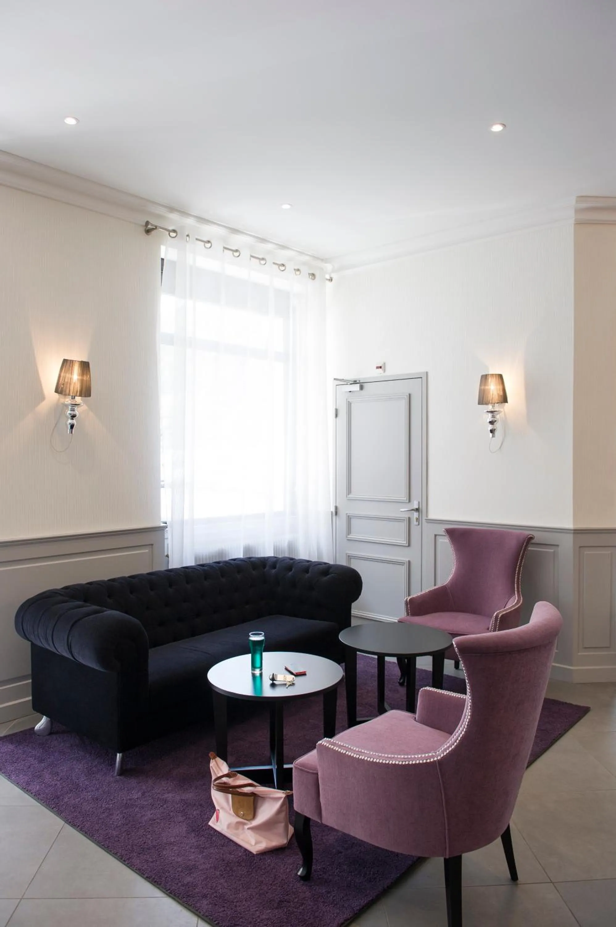 Living room in Hôtel Esplanade Eden