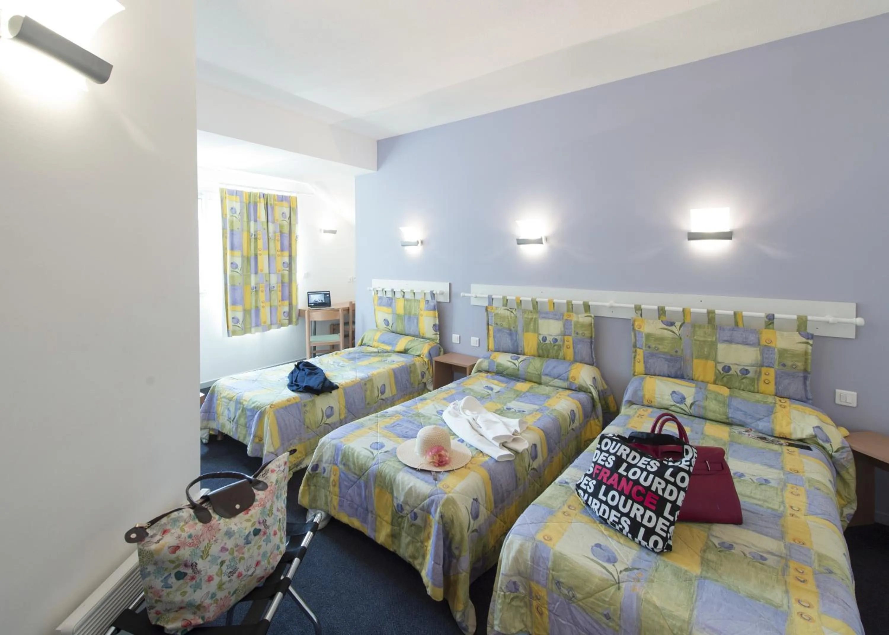 Bed in Hôtel Esplanade Eden