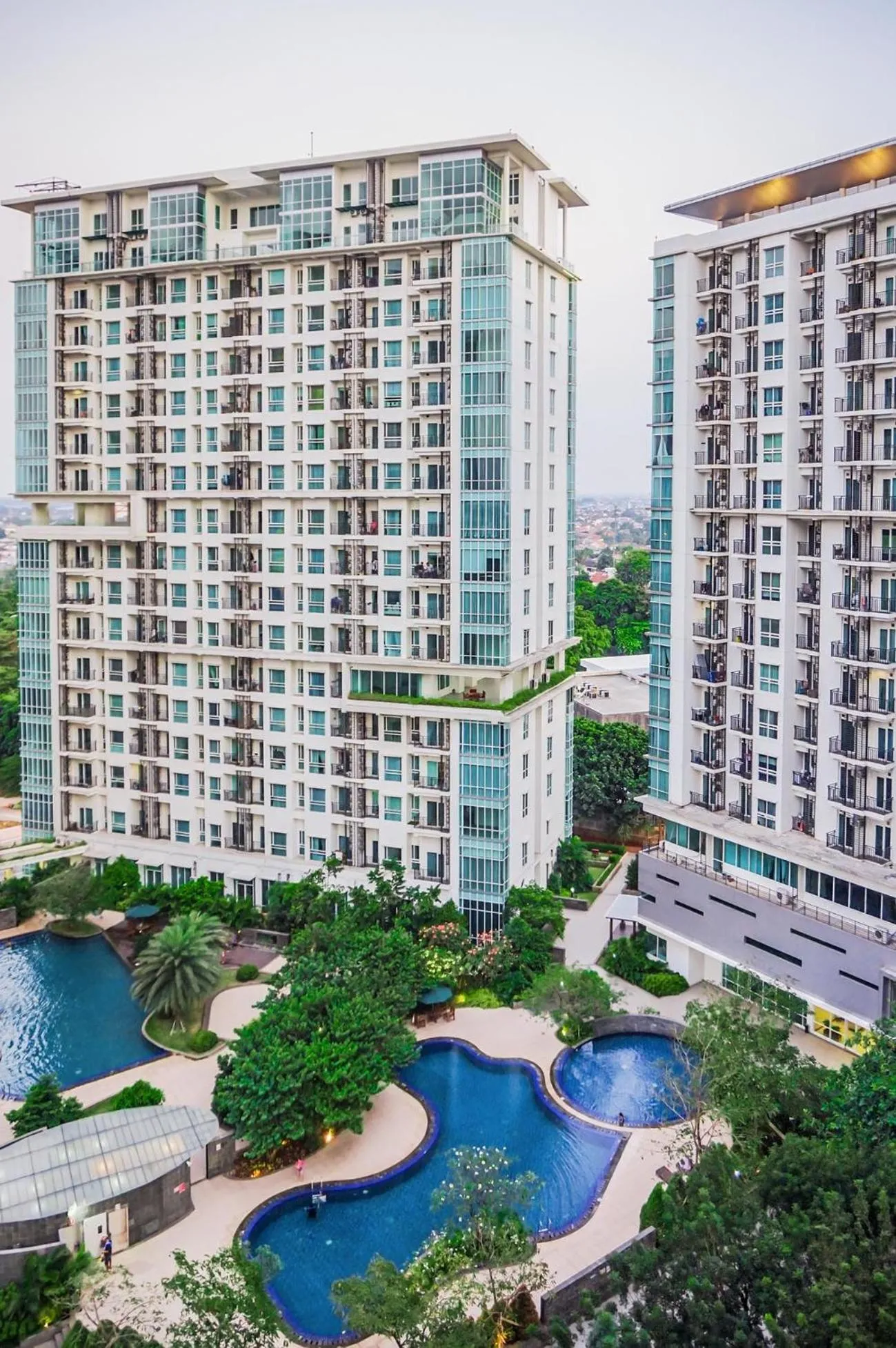 Property building in Woodland Park Residence-Relaxed and Friendly