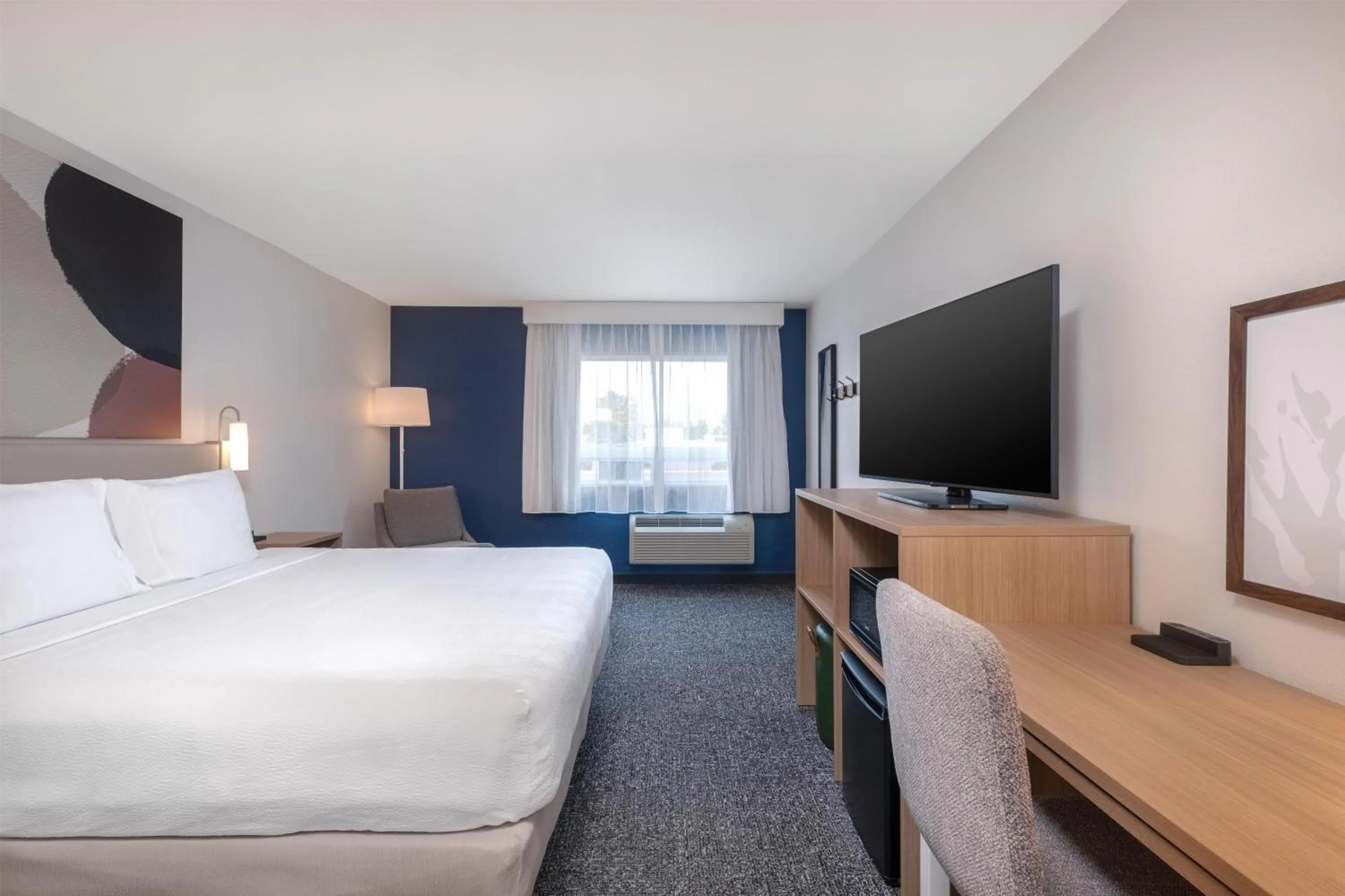 Bed in Spark by Hilton Springfield Eugene