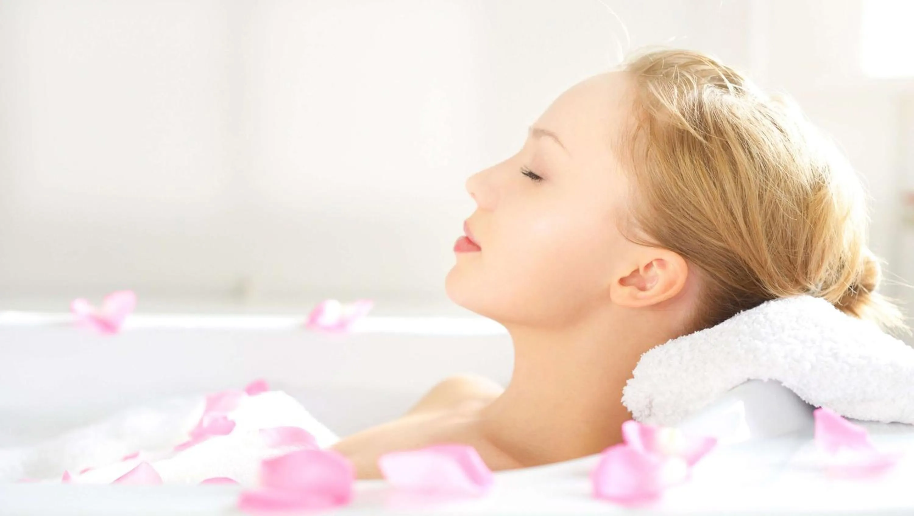 Bathroom in Relax Inn Bloomsburg