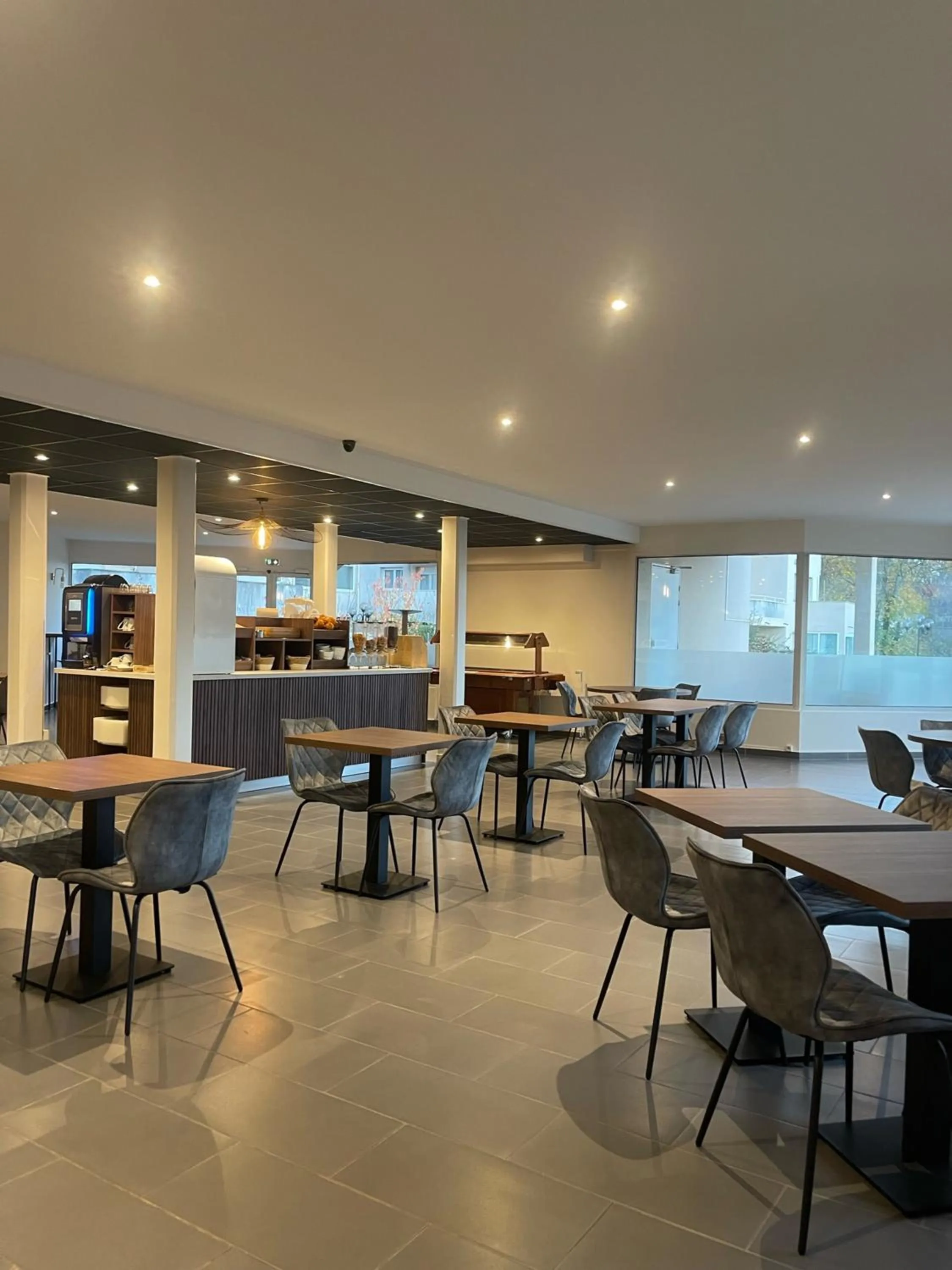 Food in Kyriad Saint Fargeau Ponthierry - Apollonia