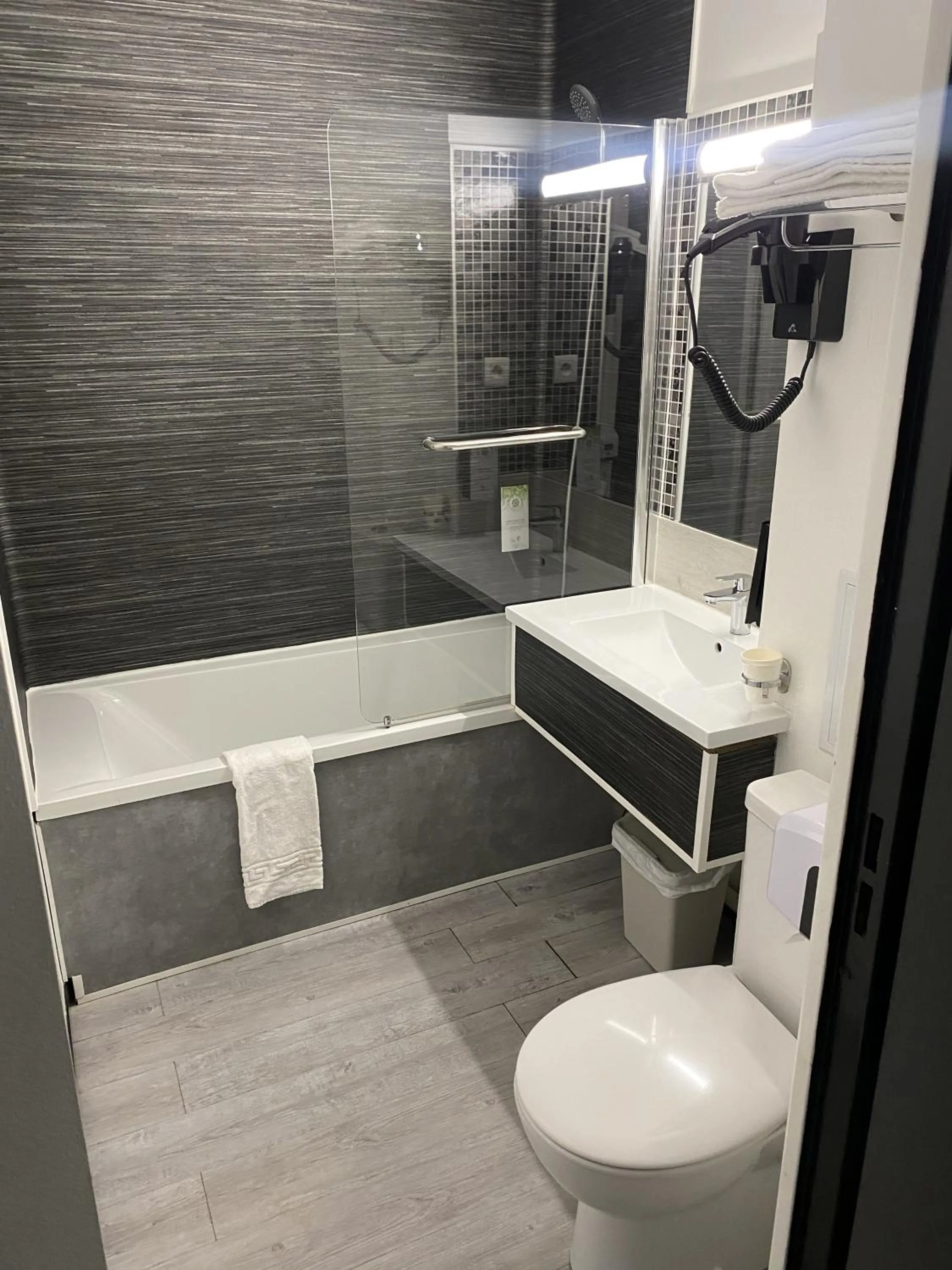 Property building in Kyriad Saint Fargeau Ponthierry - Apollonia