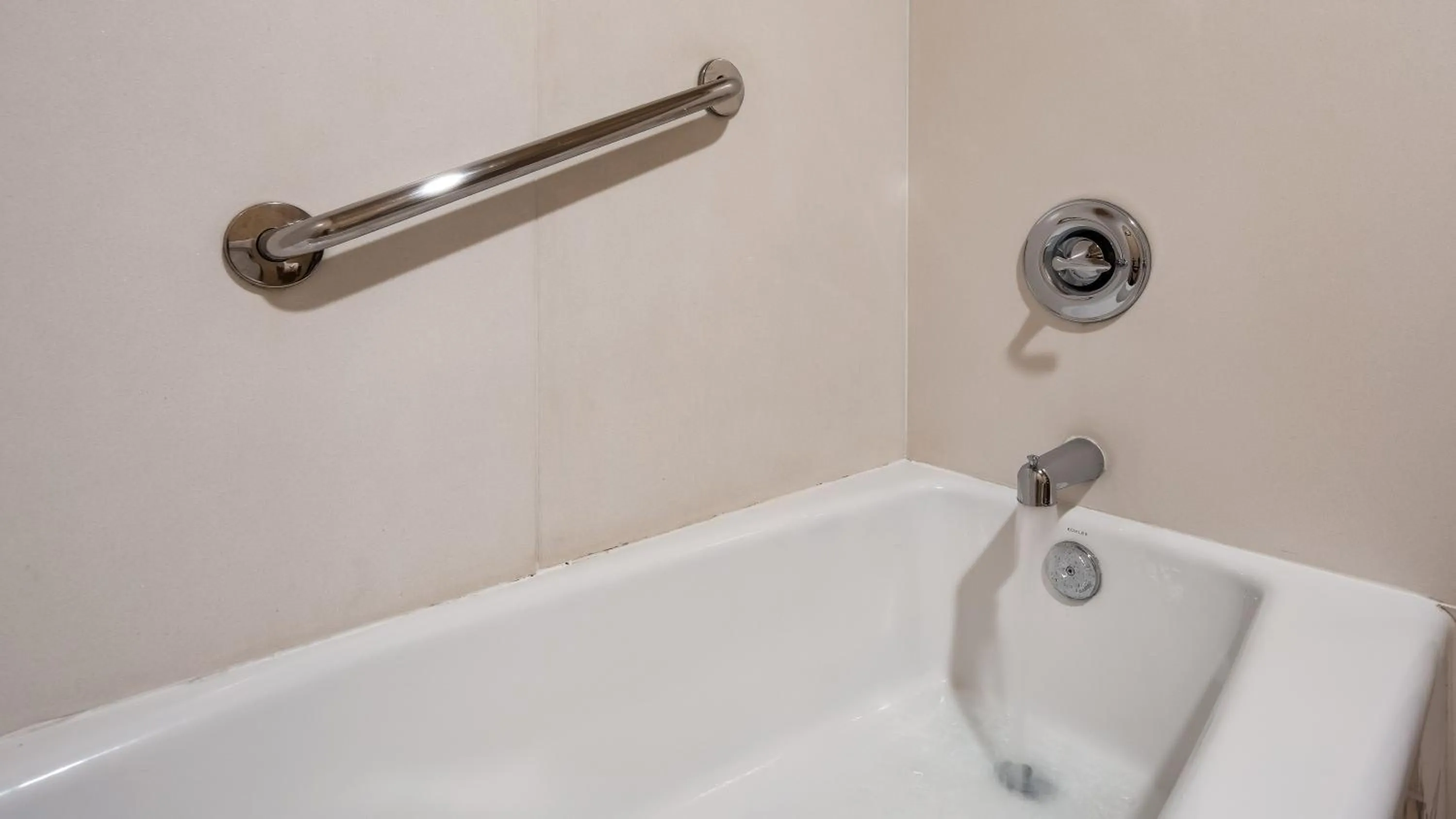 Best Western Plus Raton Hotel