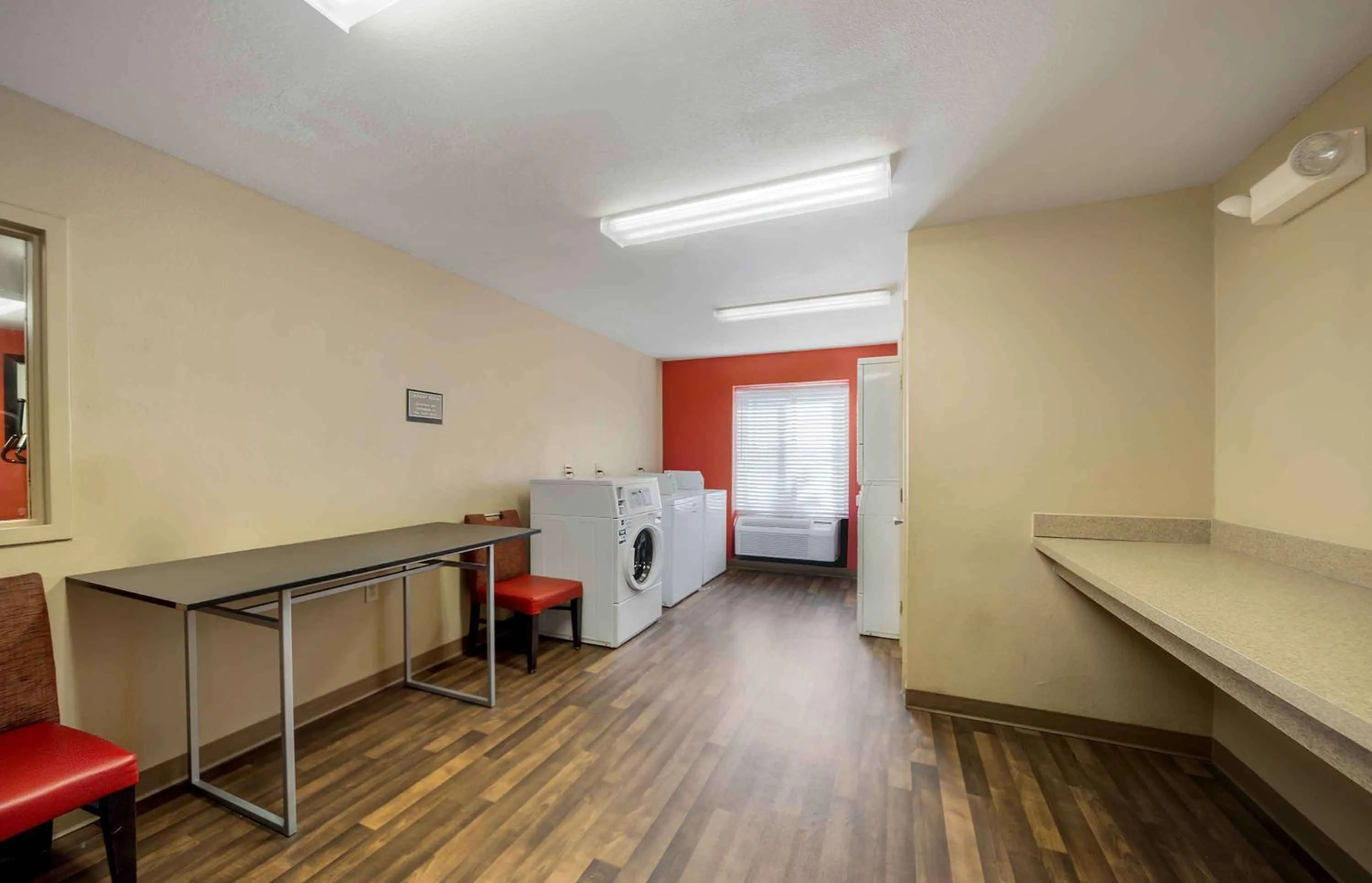 Property building in Extended Stay America Suites - Oklahoma City - Northwest