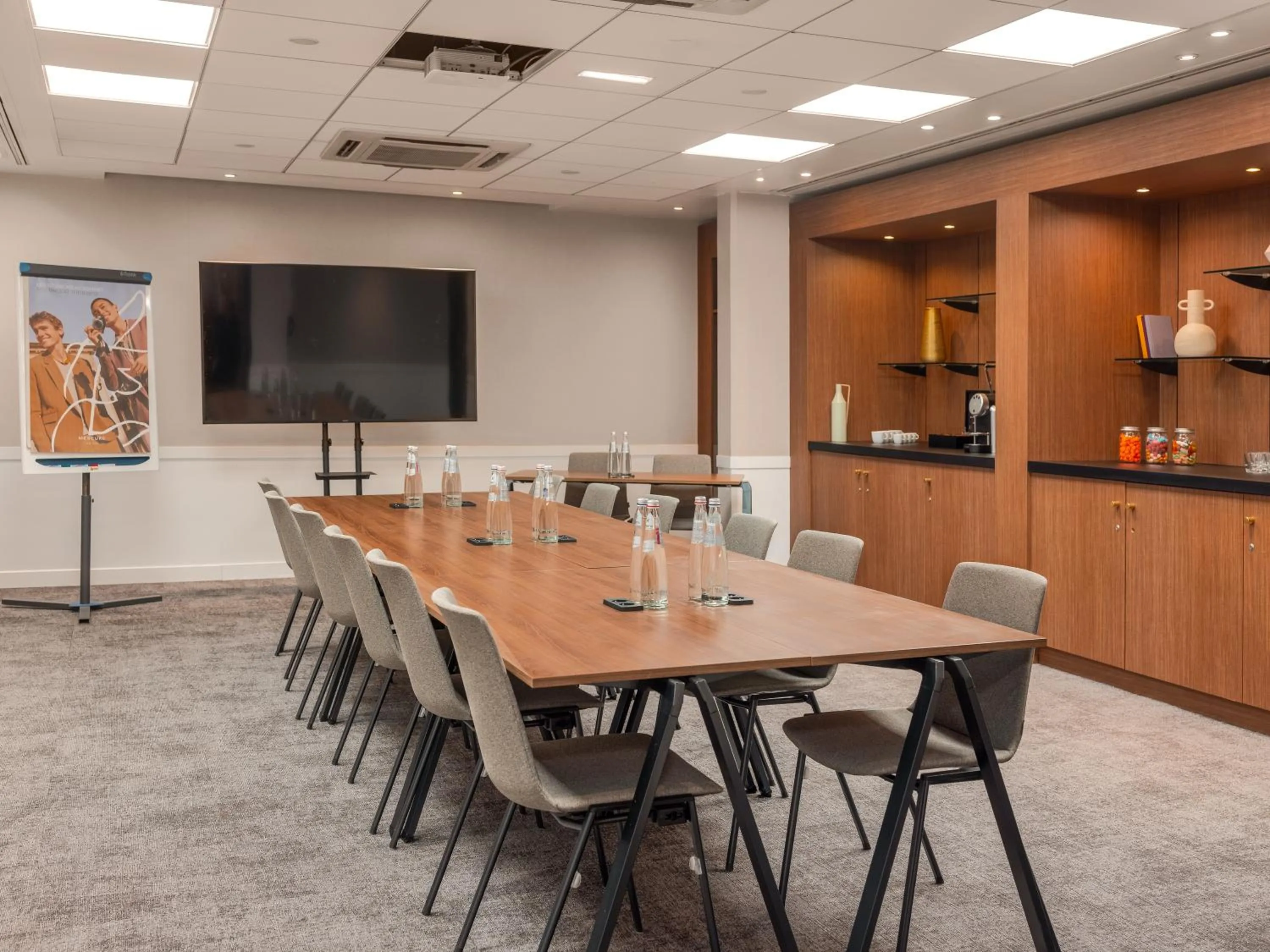 Meeting/conference room in Mercure Paris Gare Montparnasse TGV