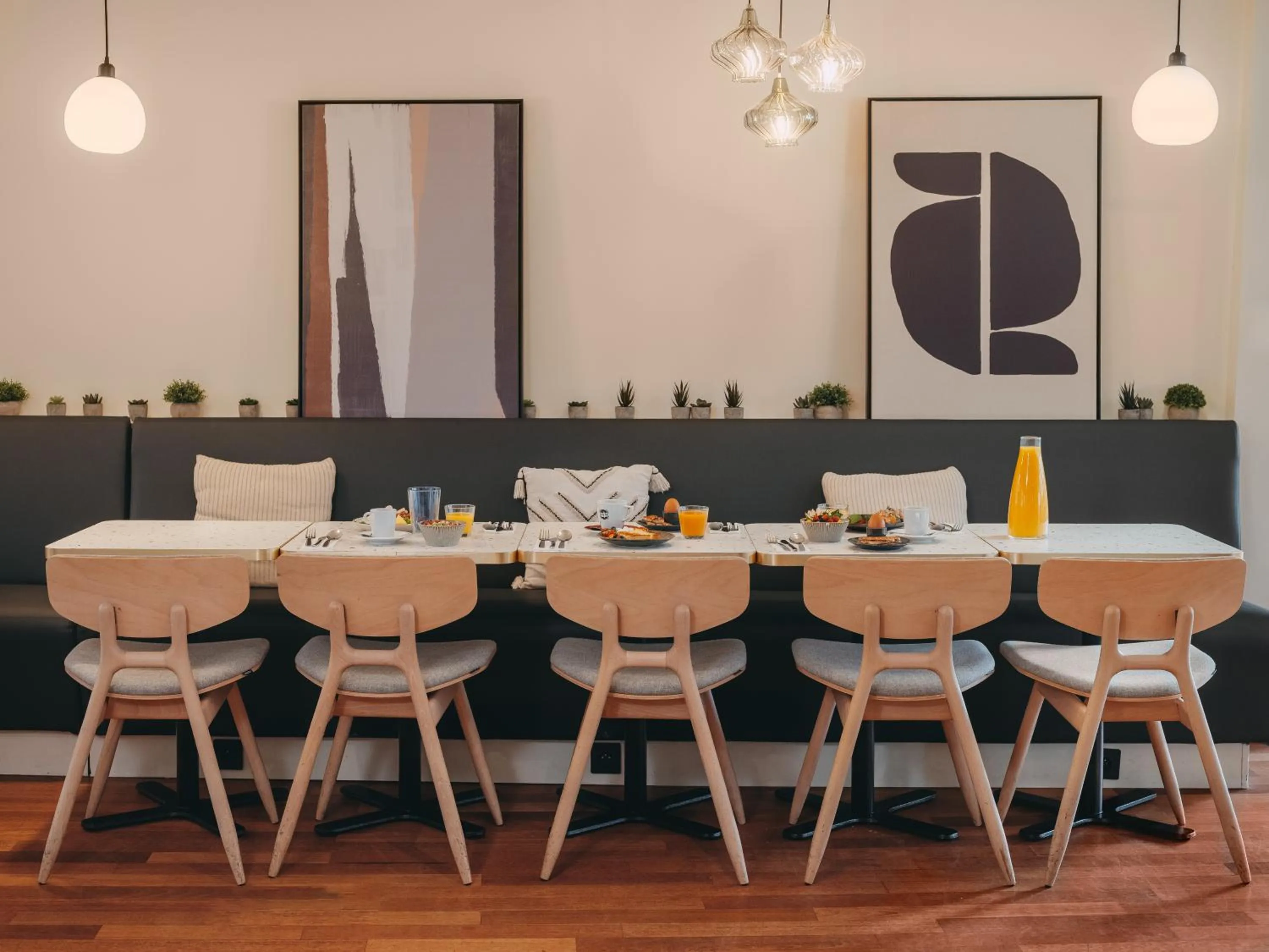 Breakfast in Mercure Paris Gare Montparnasse TGV