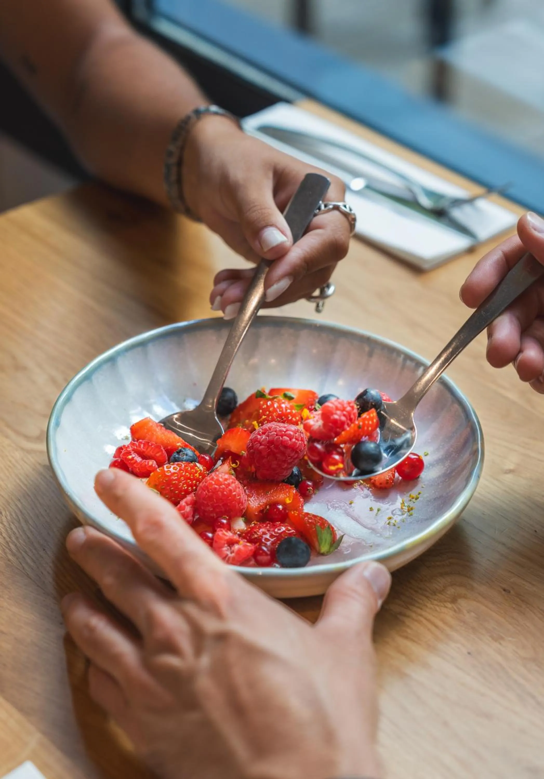 Restaurant/places to eat in Mercure Paris Gare Montparnasse TGV