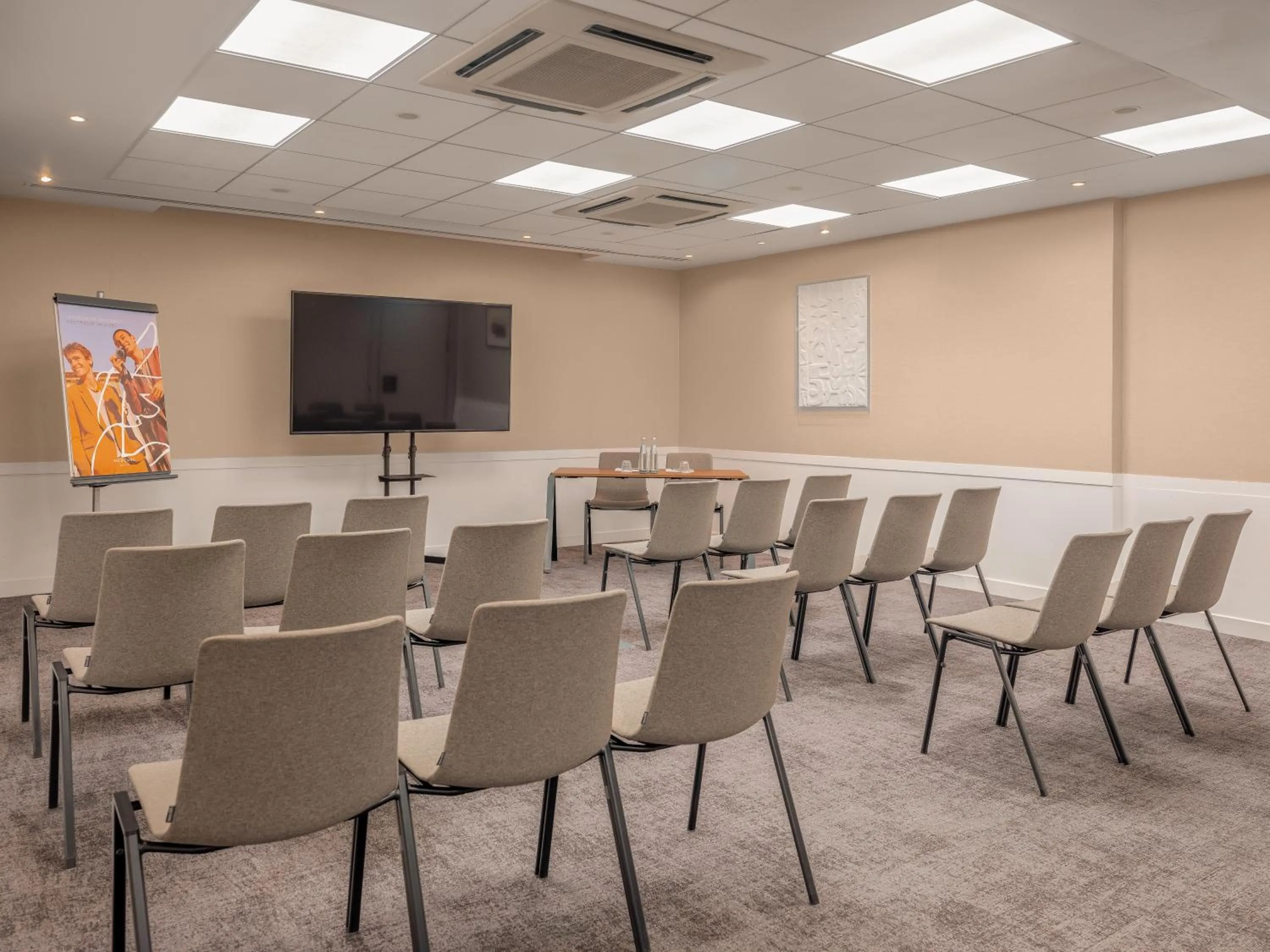 Meeting/conference room in Mercure Paris Gare Montparnasse TGV