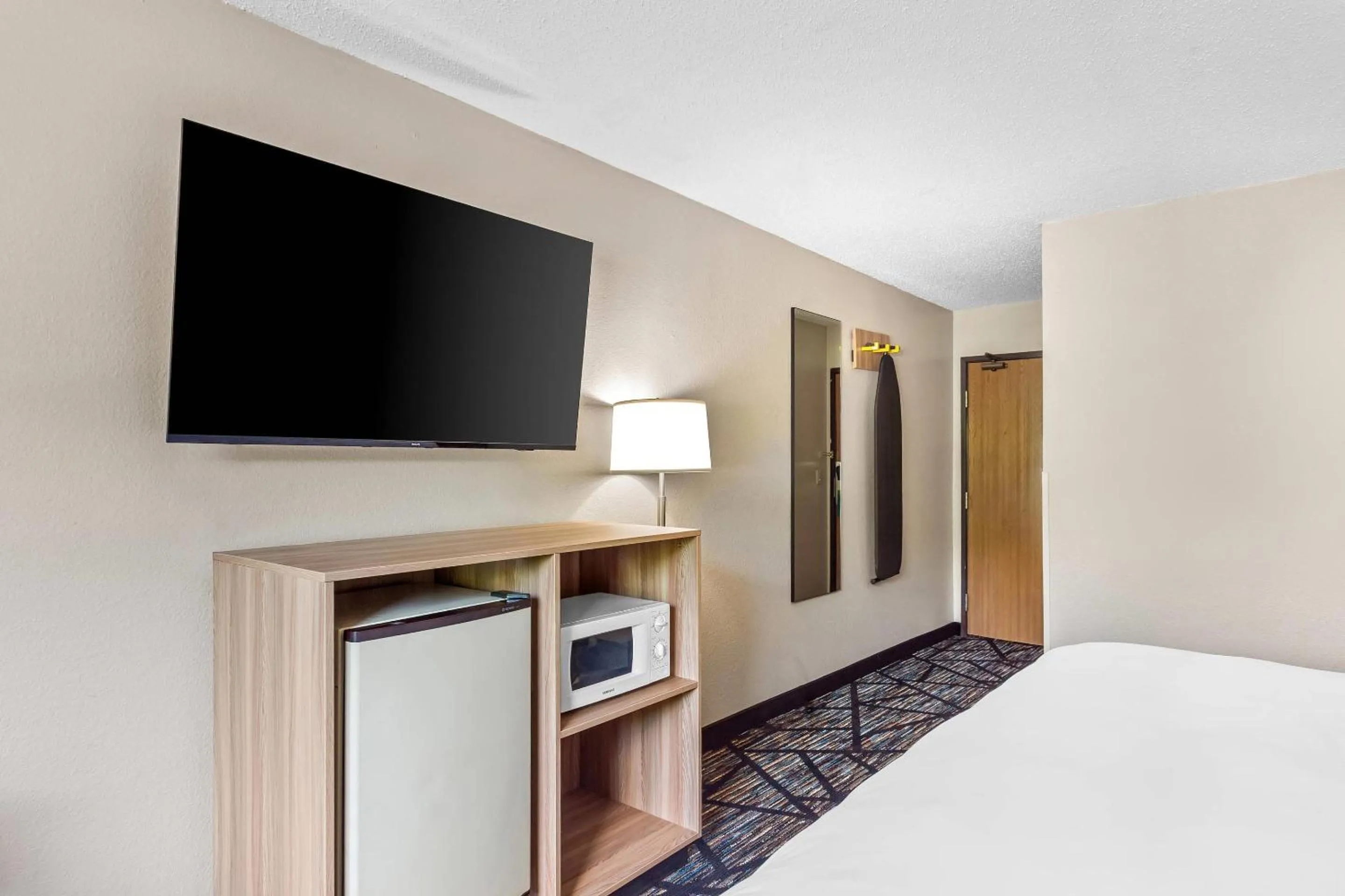 Bedroom, Bed in Quality Inn & Suites Howe - Sturgis