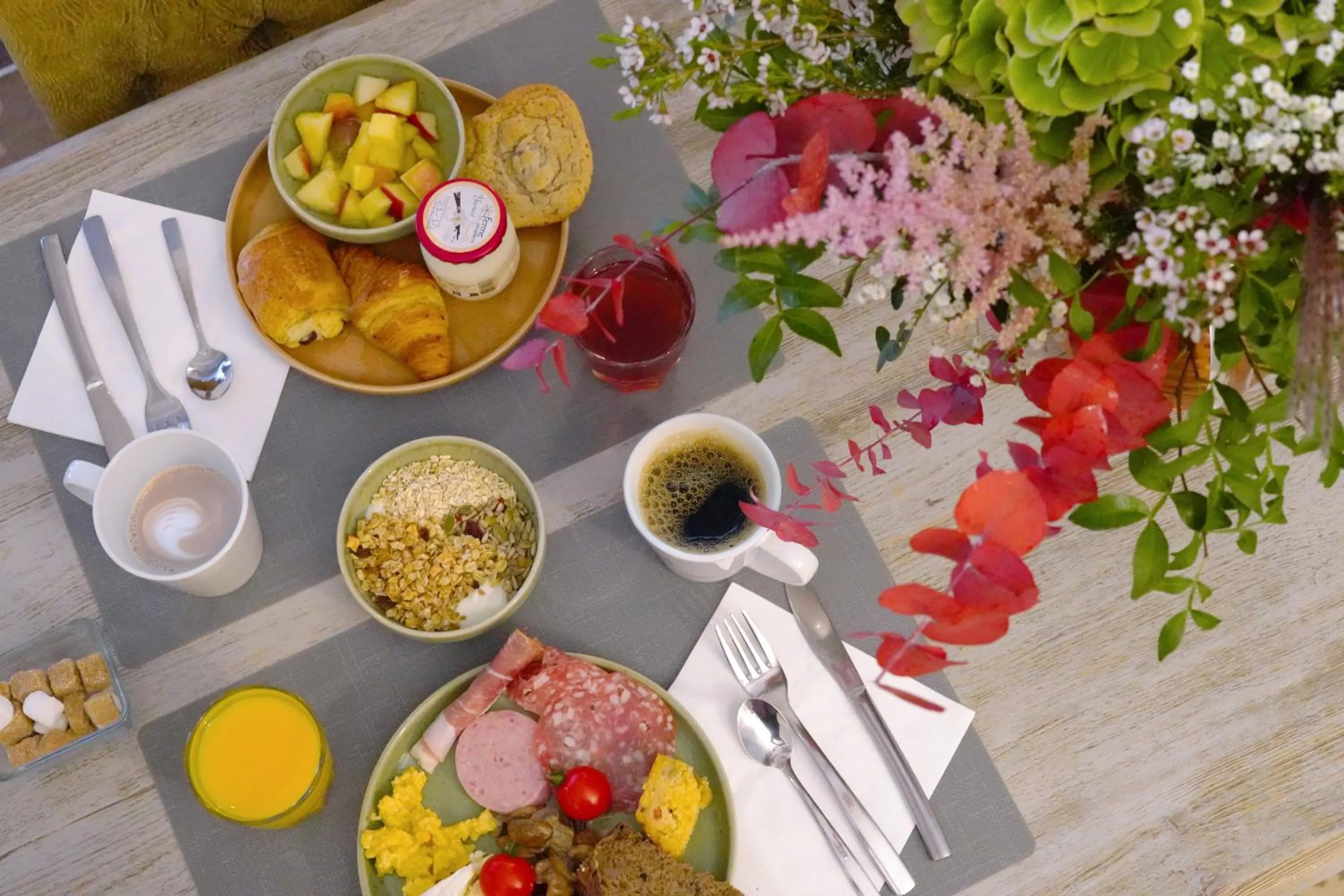 Breakfast in Hôtel Littéraire Gustave Flaubert, BW Signature Collection