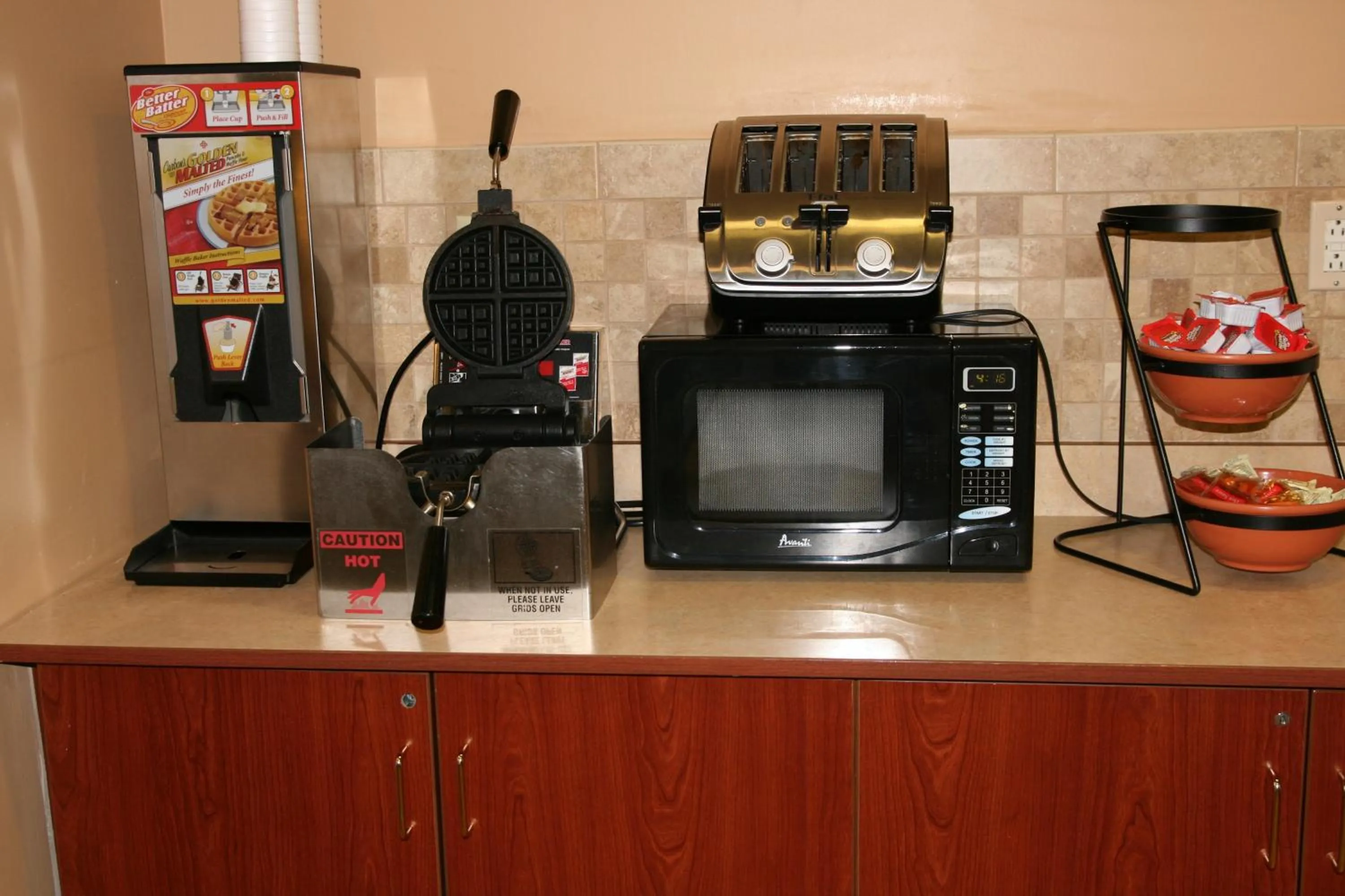 Food in Microtel Inn & Suites by Wyndham Starkville