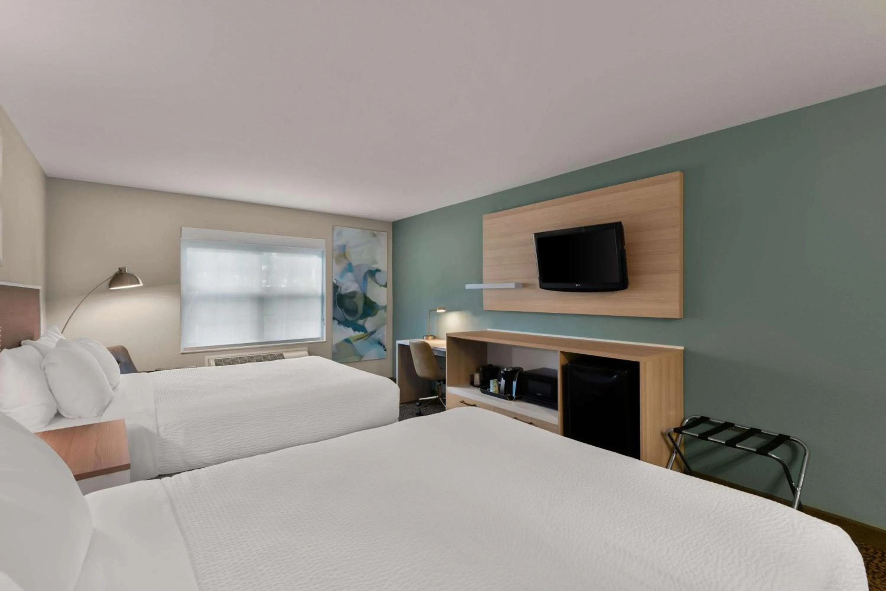 Photo of the whole room, Bed in Wyndham Garden Galena Hotel & Day Spa