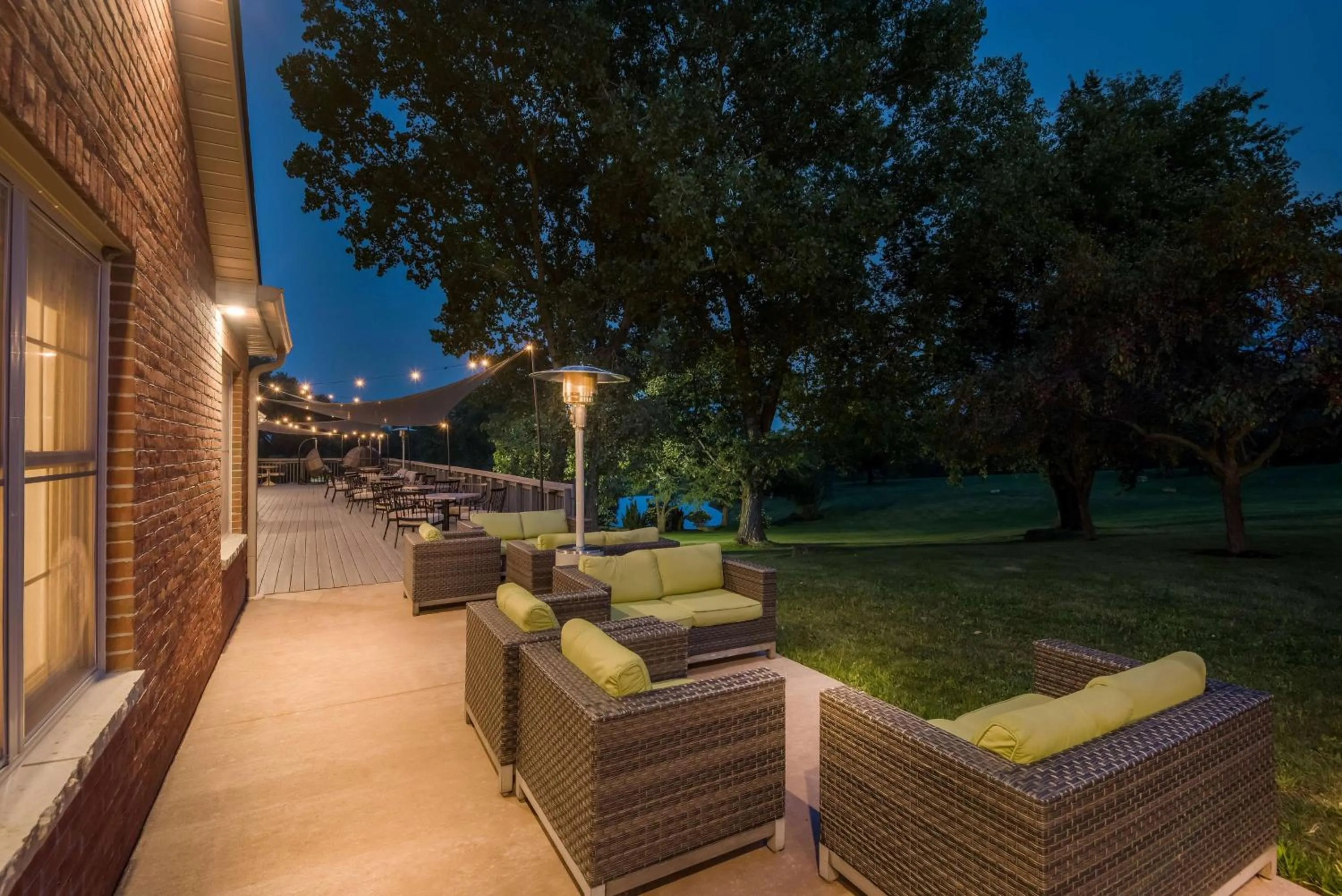 Inner courtyard view in Wyndham Garden Galena Hotel & Day Spa