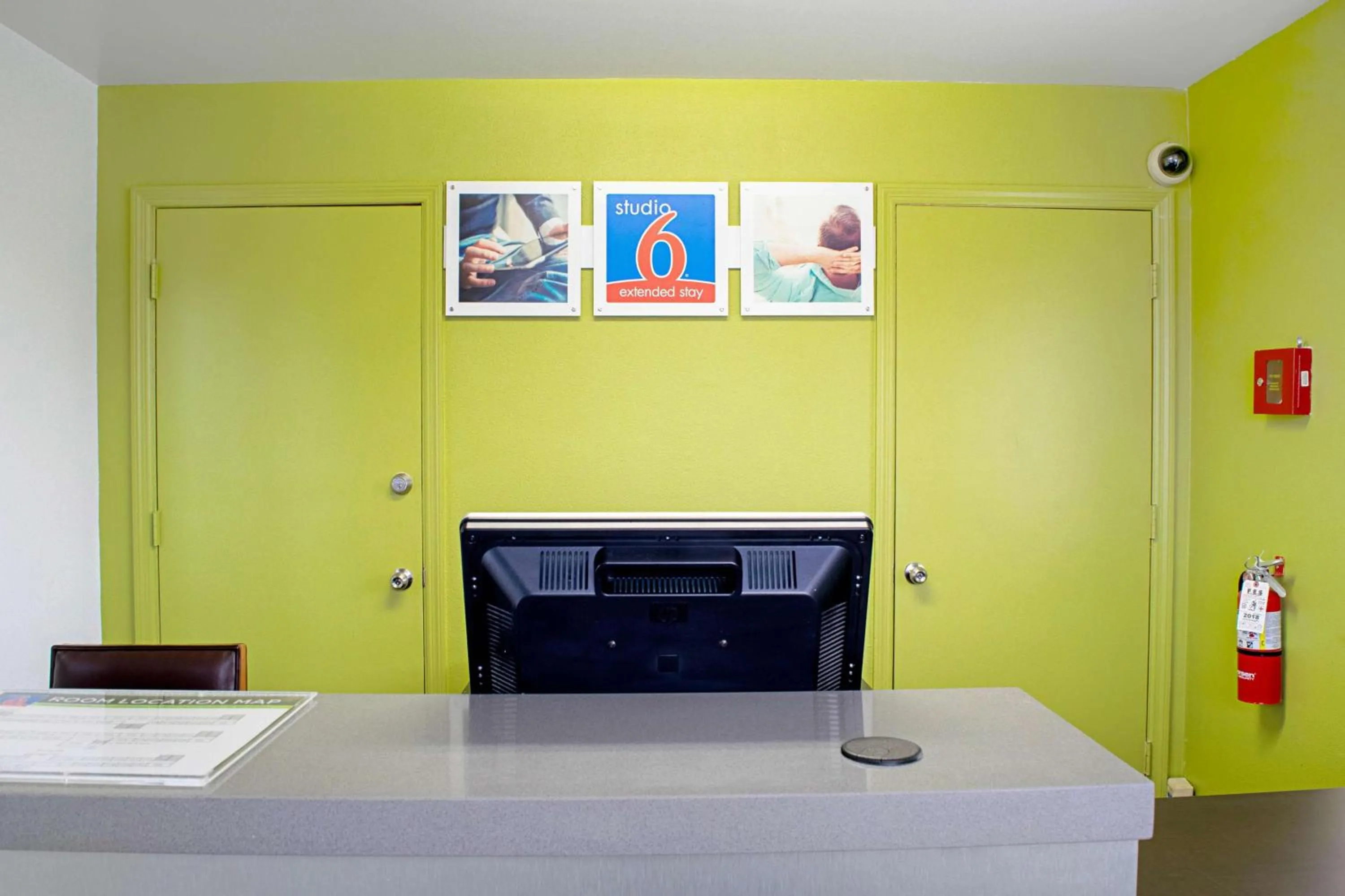 Property logo or sign in Welcome Suites Springdale