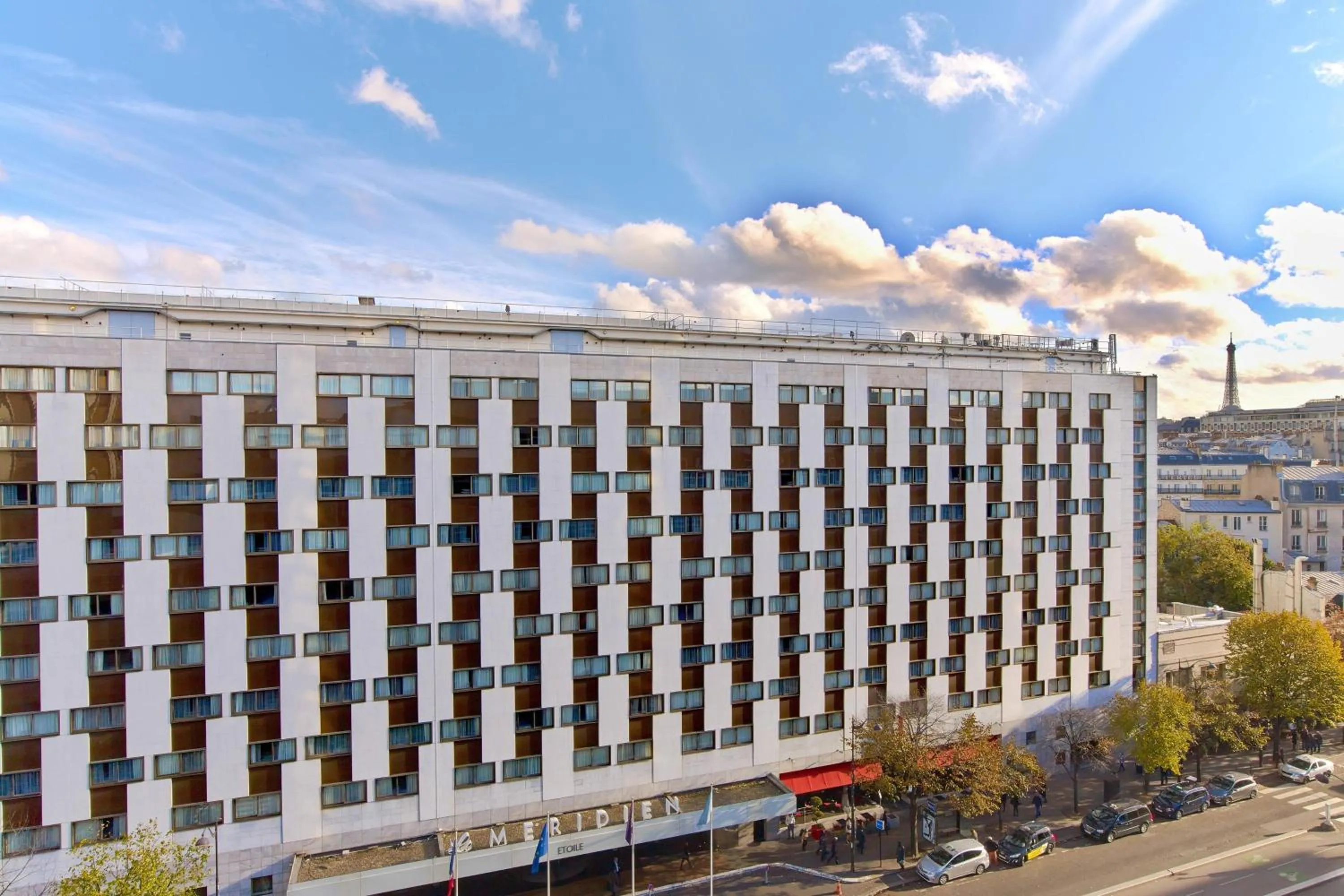 Property building in Le Méridien Paris Arc De Triomphe