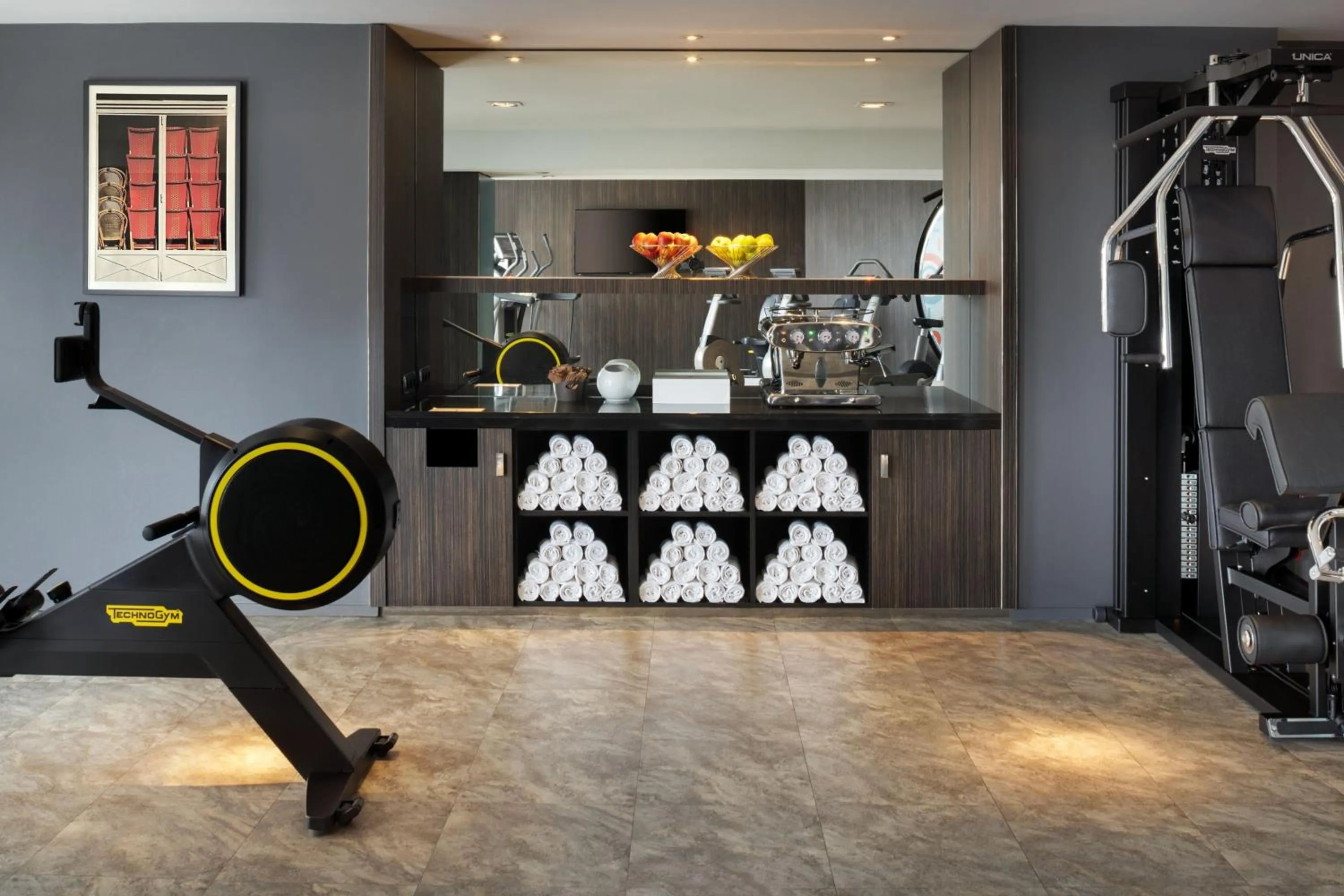 Fitness centre/facilities in Le Méridien Paris Arc De Triomphe