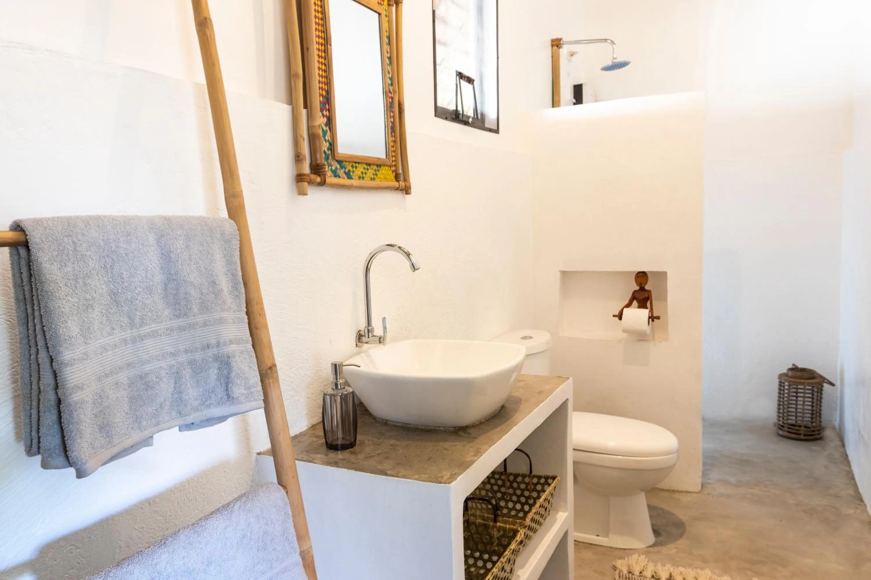 Bathroom in Three Little Birds Resort