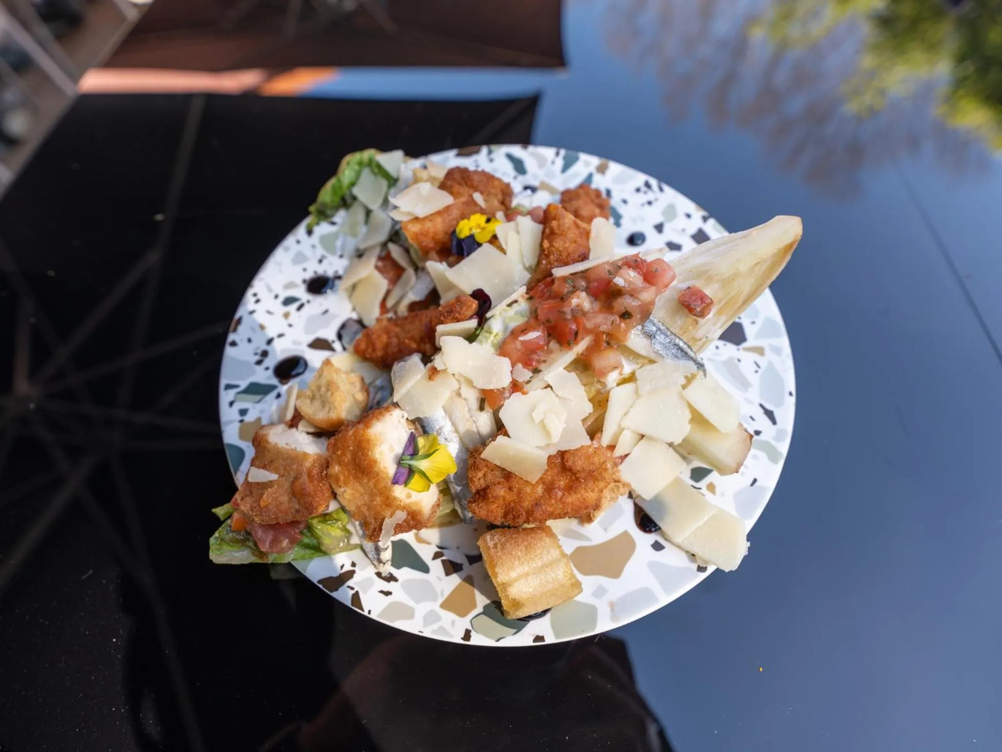 Restaurant/places to eat in Kyriad Lyon Sud Sainte Foy