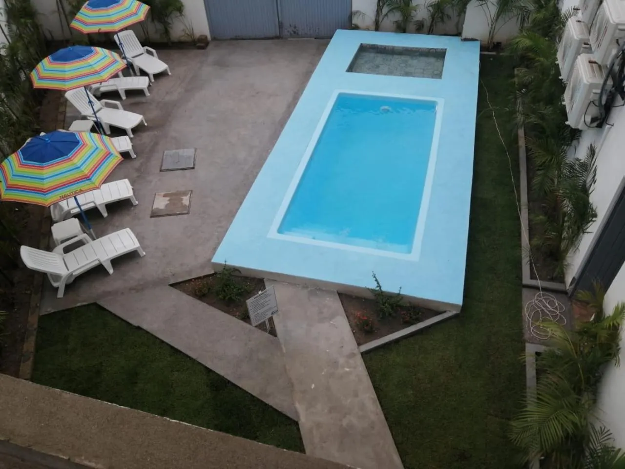 Swimming pool in BB INN