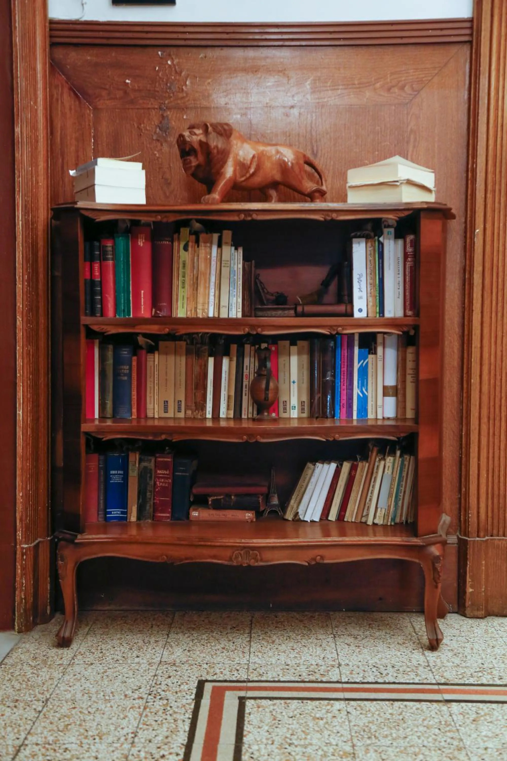 Library in La casa di Marcello