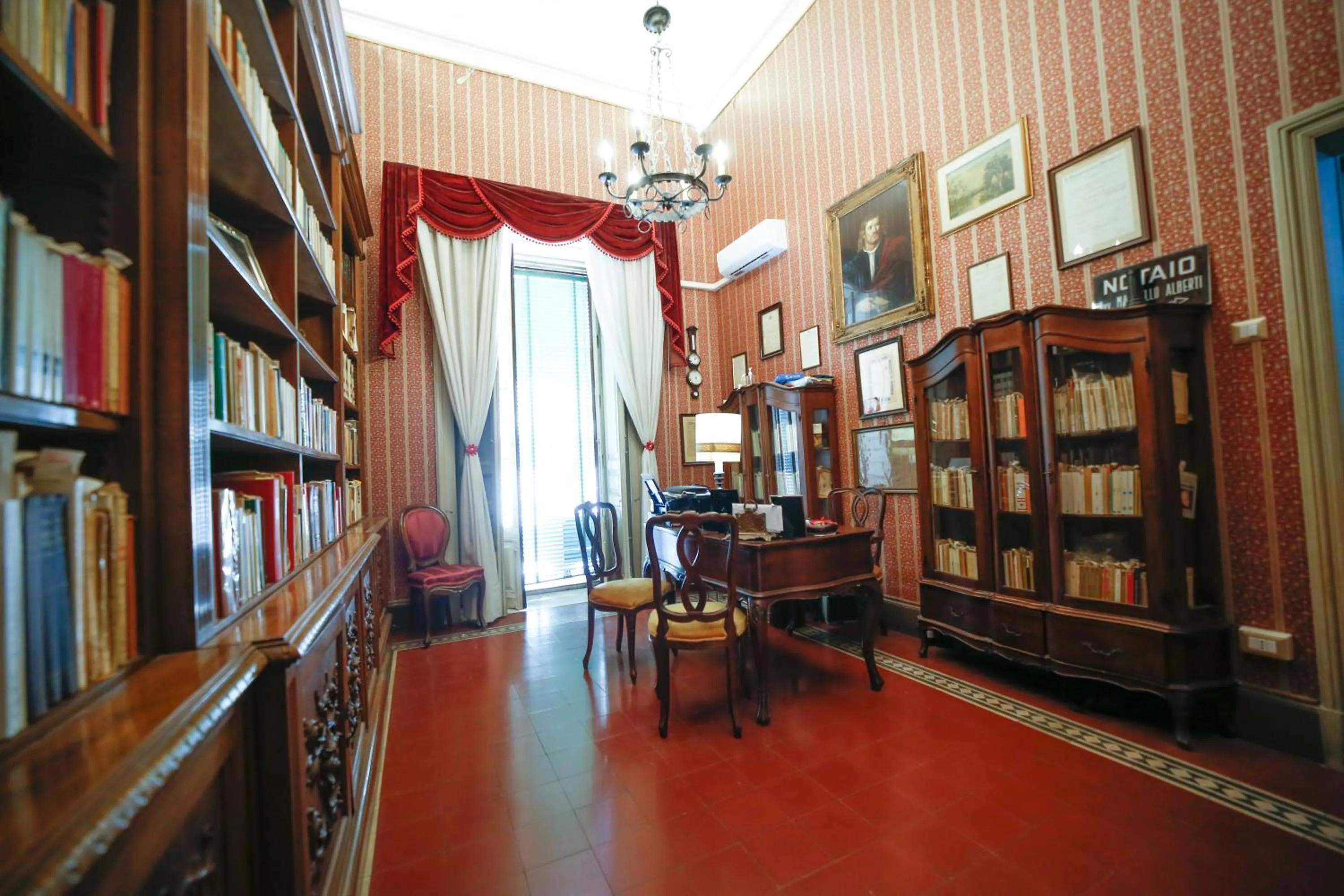 Library in La casa di Marcello