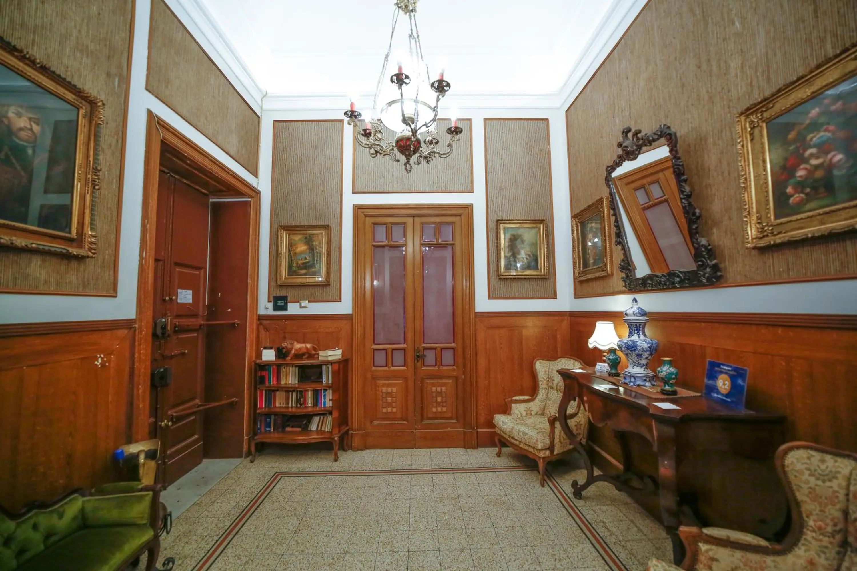 Facade/entrance in La casa di Marcello