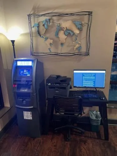 Business facilities in Guest Inn & Suites - Midtown Medical Center