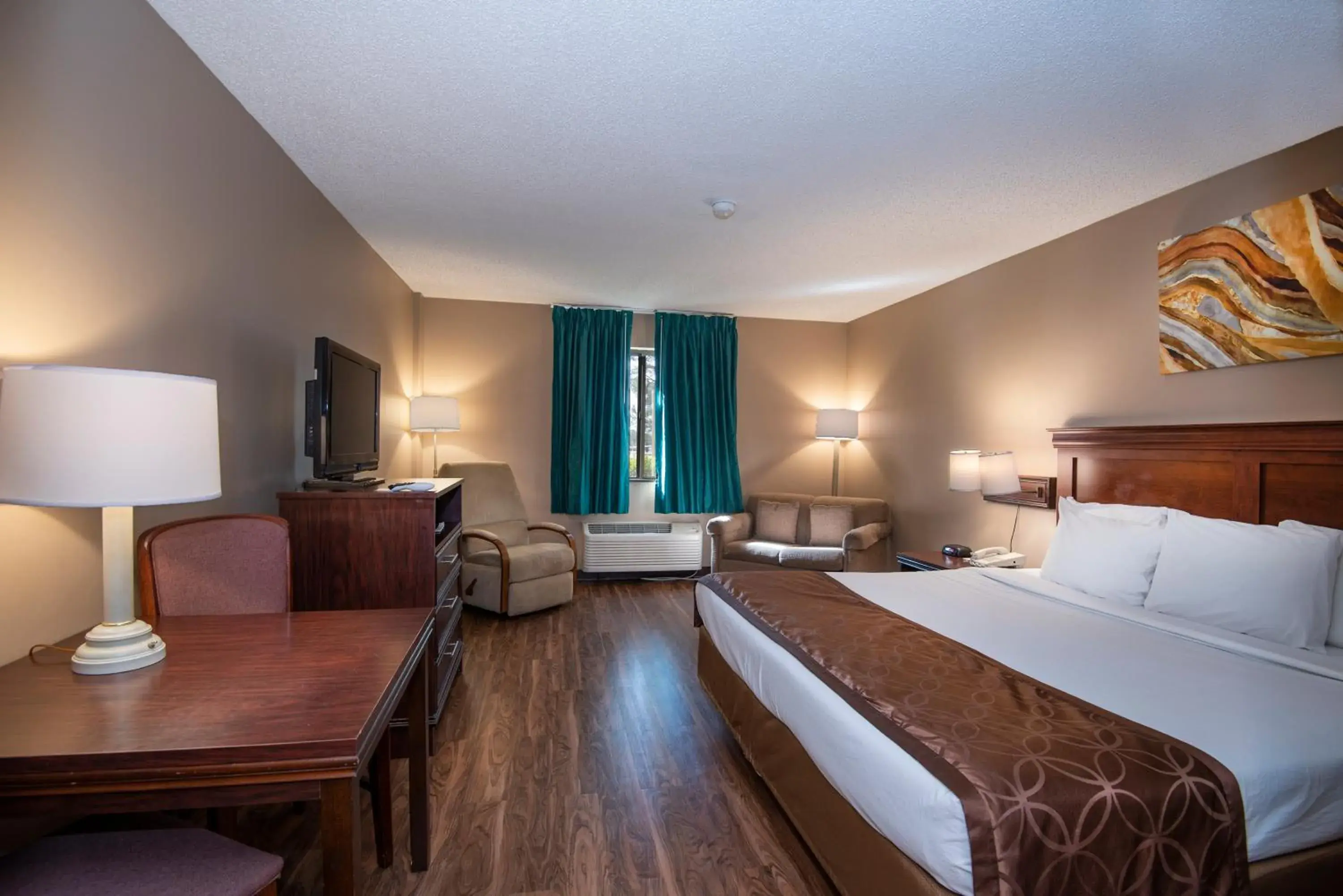 Single Room - single occupancy - Disability Access in Guest Inn & Suites - Midtown Medical Center Single Room - single occupancy - Disability Access in Guest Inn & Suites - Midtown Medical Center