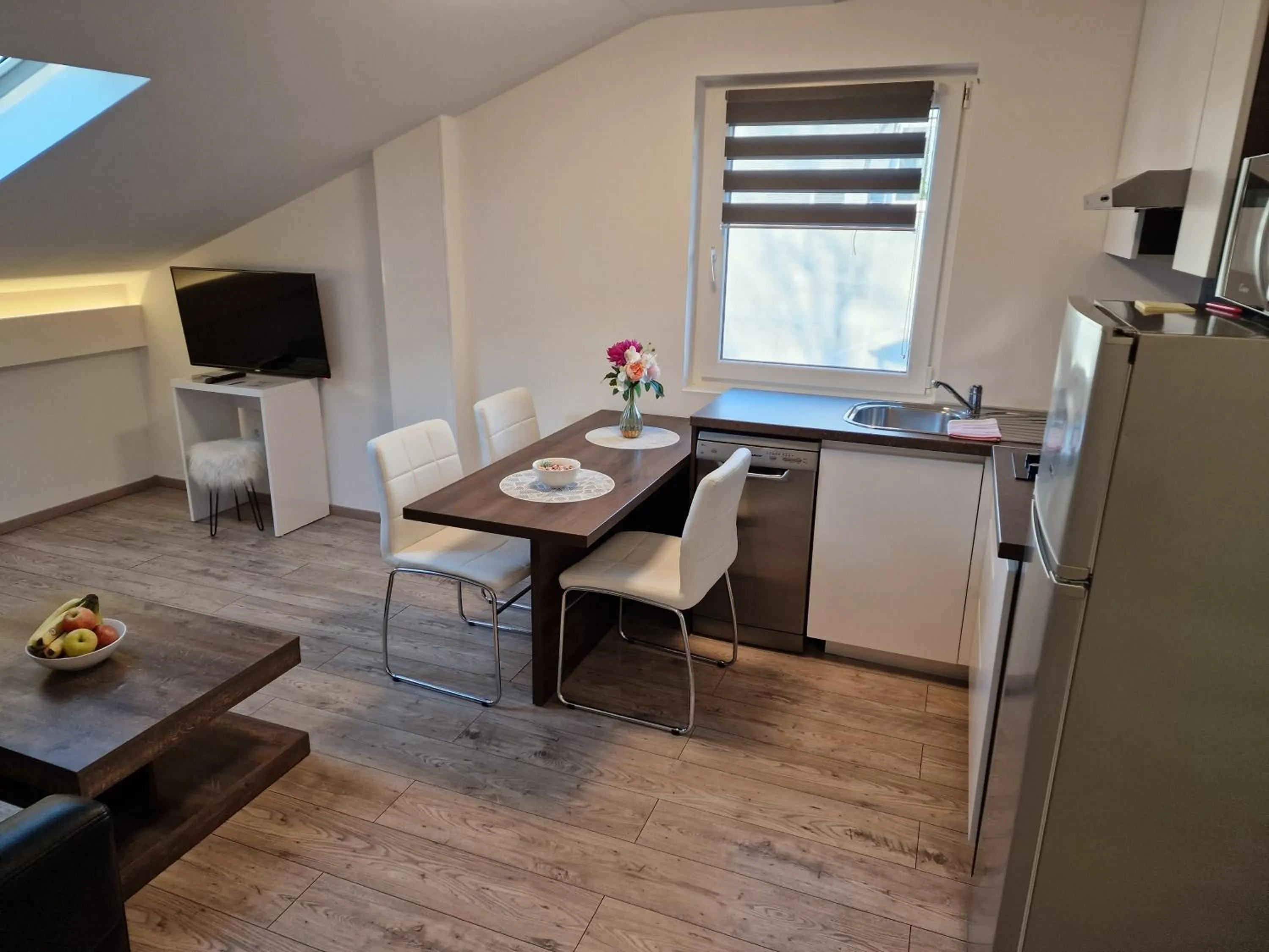 Seasons apartmani