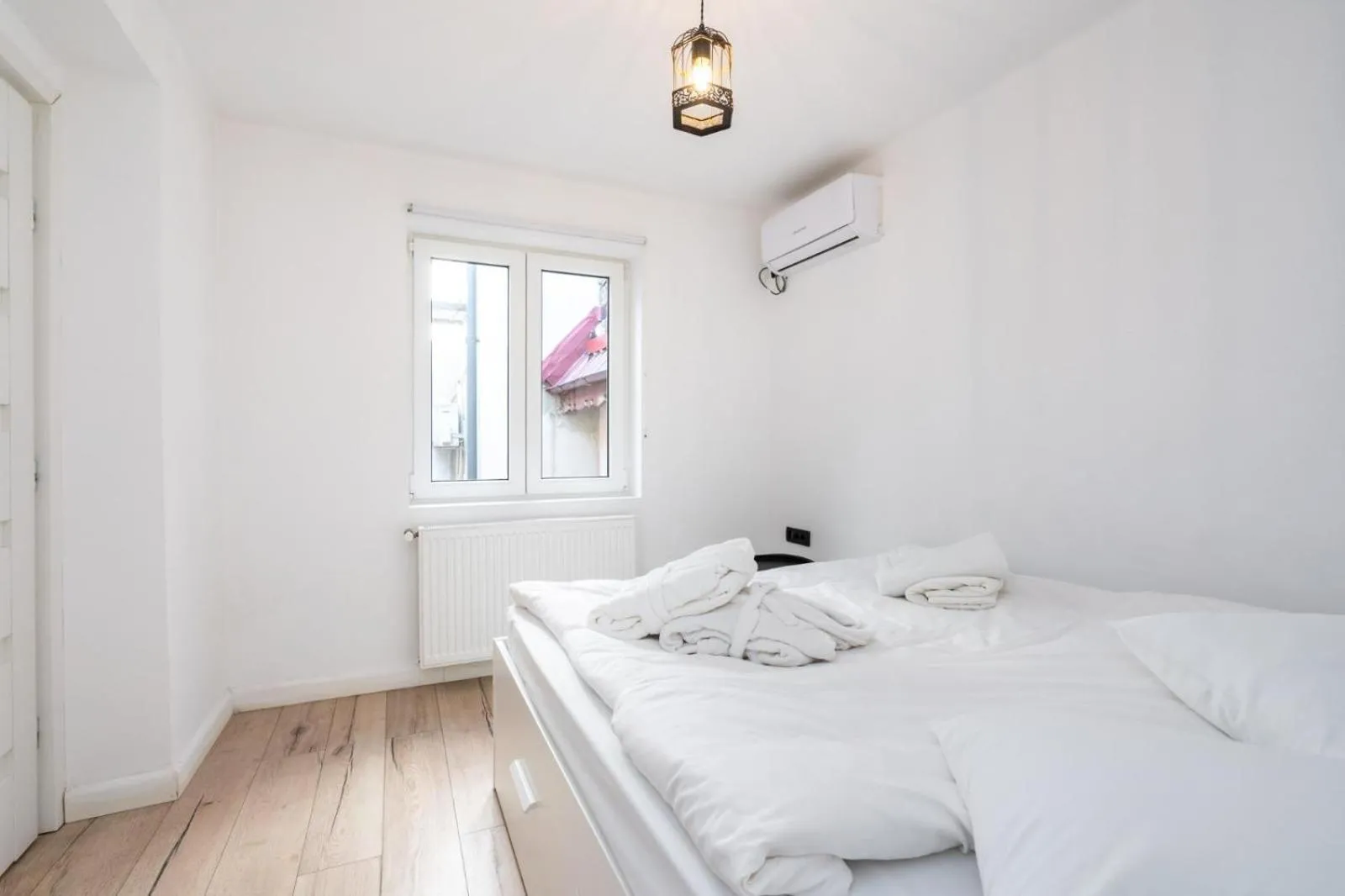 Bed in Lascar Catargiu Villa