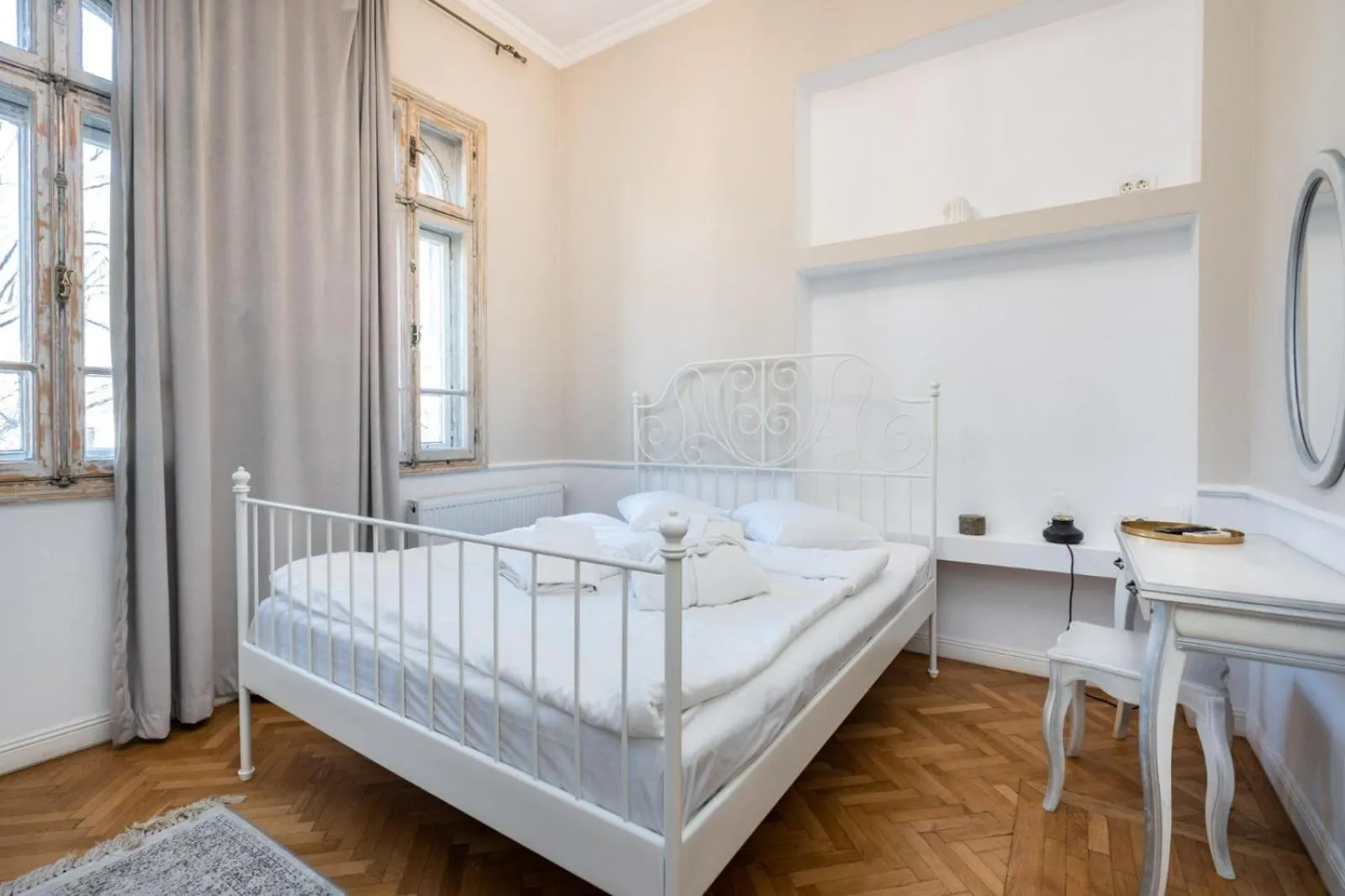 Bed in Lascar Catargiu Villa