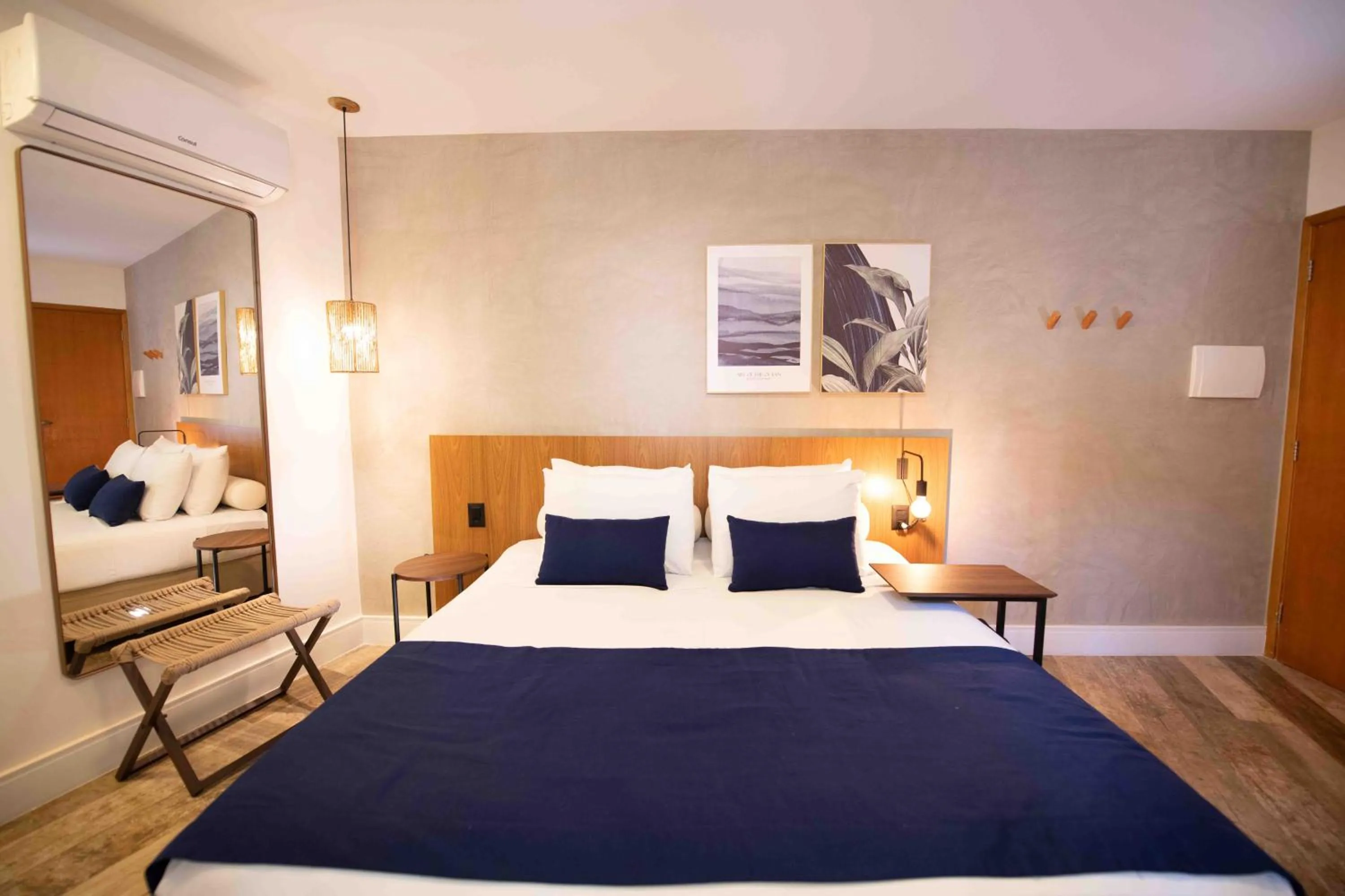 Bedroom, Bed in Leblon Design Hotel