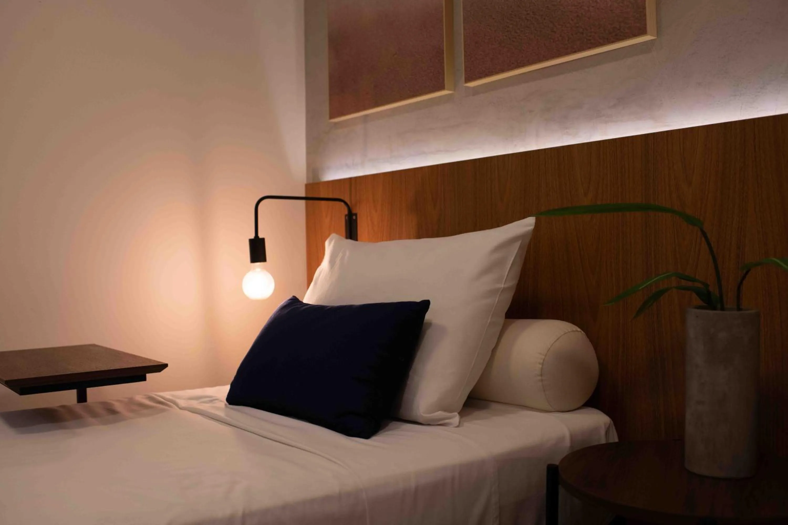 Bedroom, Bed in Leblon Design Hotel