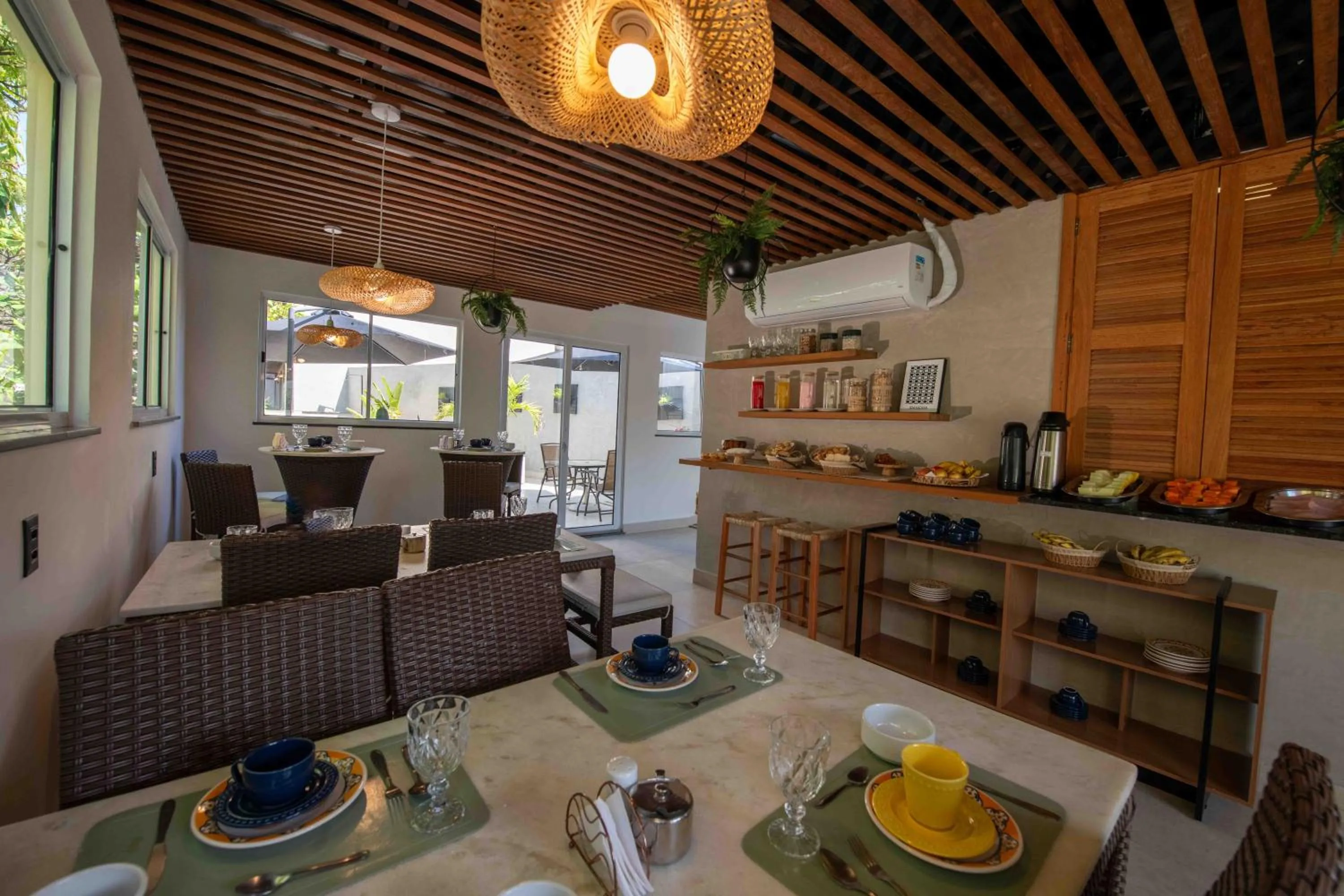 Restaurant/places to eat in Leblon Design Hotel