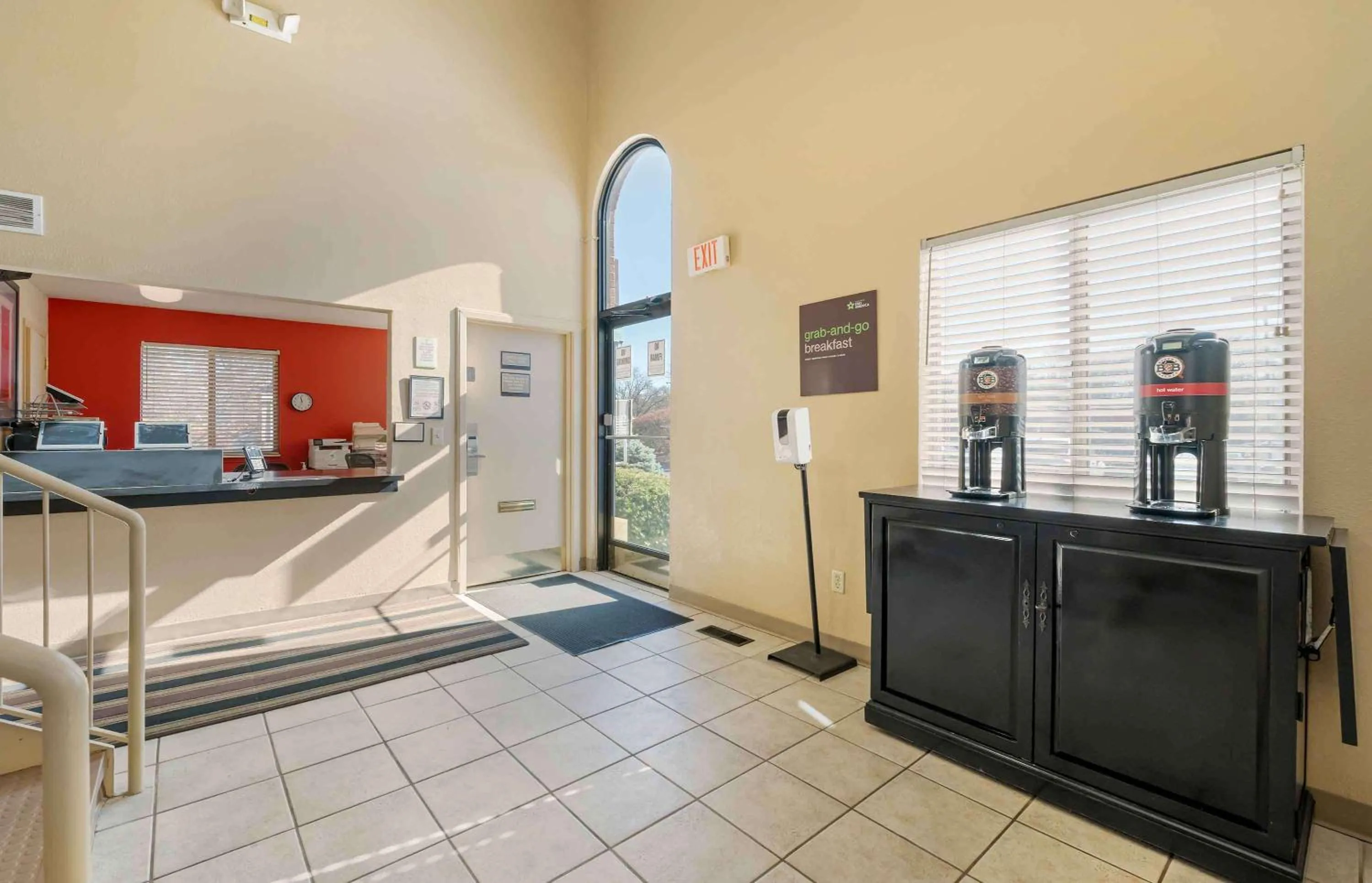 Lobby or reception in Extended Stay America Suites - Cincinnati - Blue Ash - Reagan Hwy