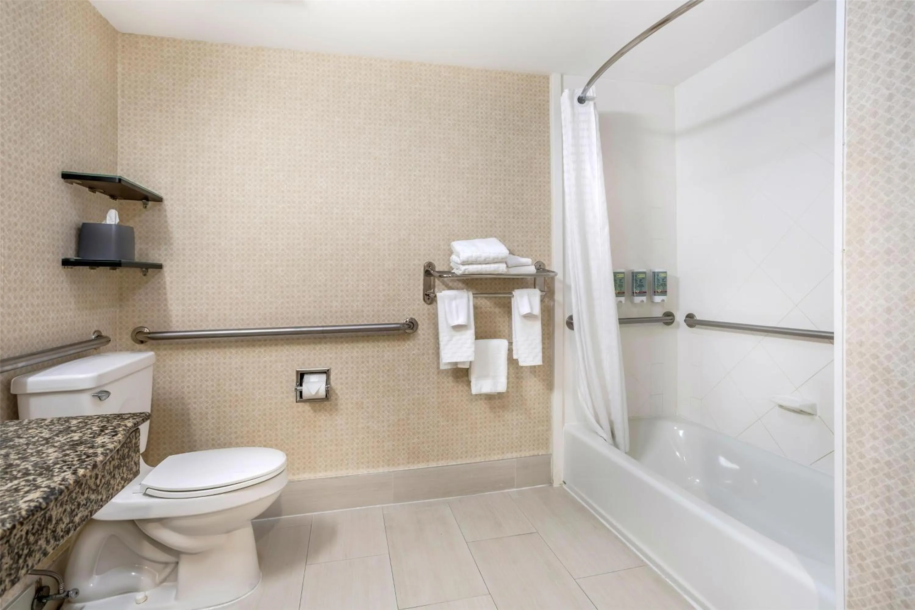 Shower in Best Western Bar Harbour Inn