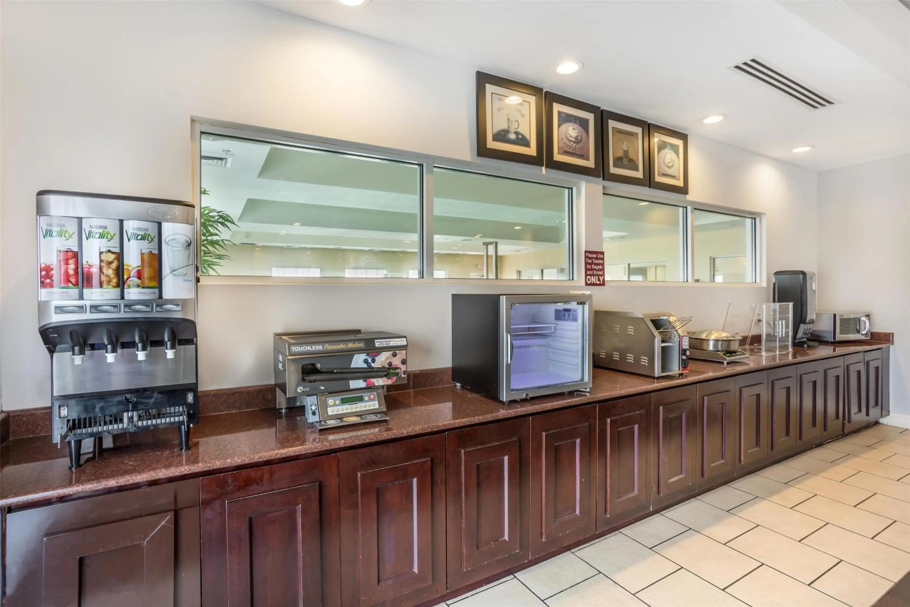 Breakfast in Best Western Bar Harbour Inn