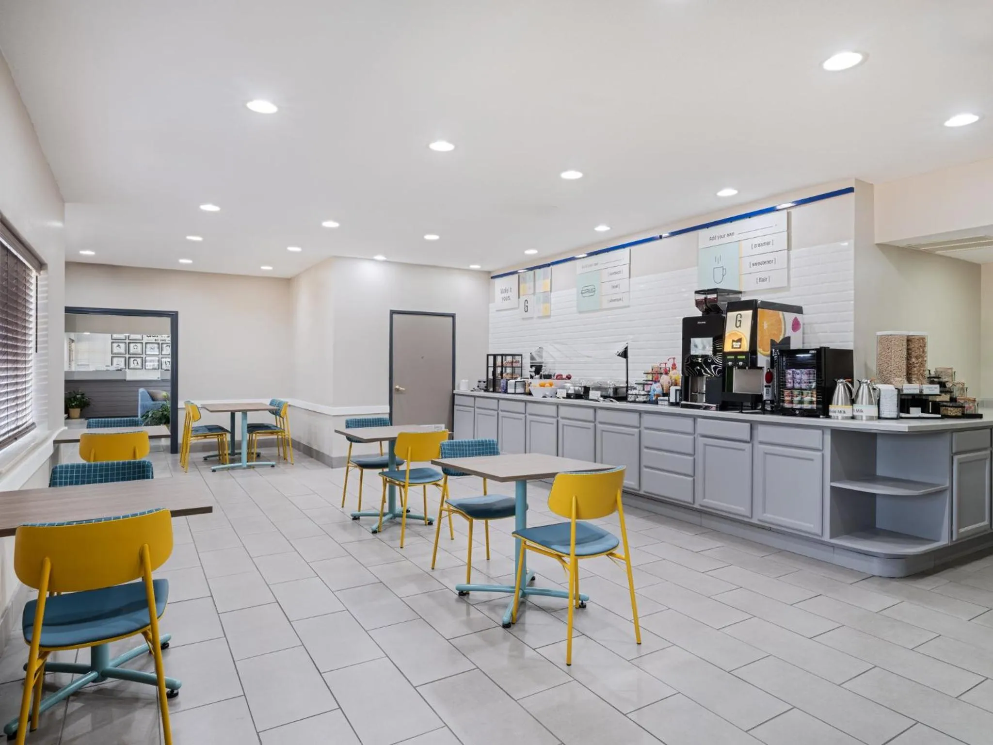 Breakfast in Garner Hotel Decatur - Forsyth by IHG