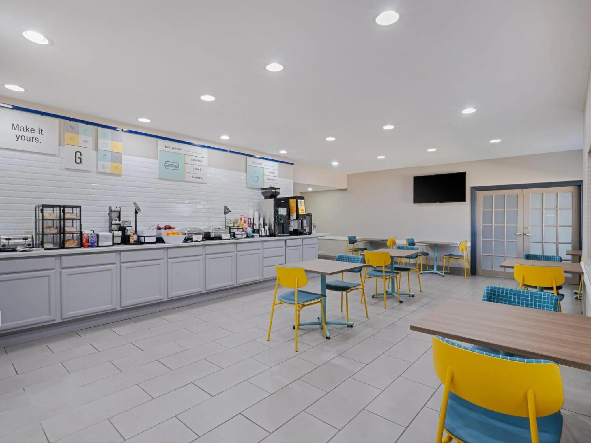 Breakfast in Garner Hotel Decatur - Forsyth by IHG