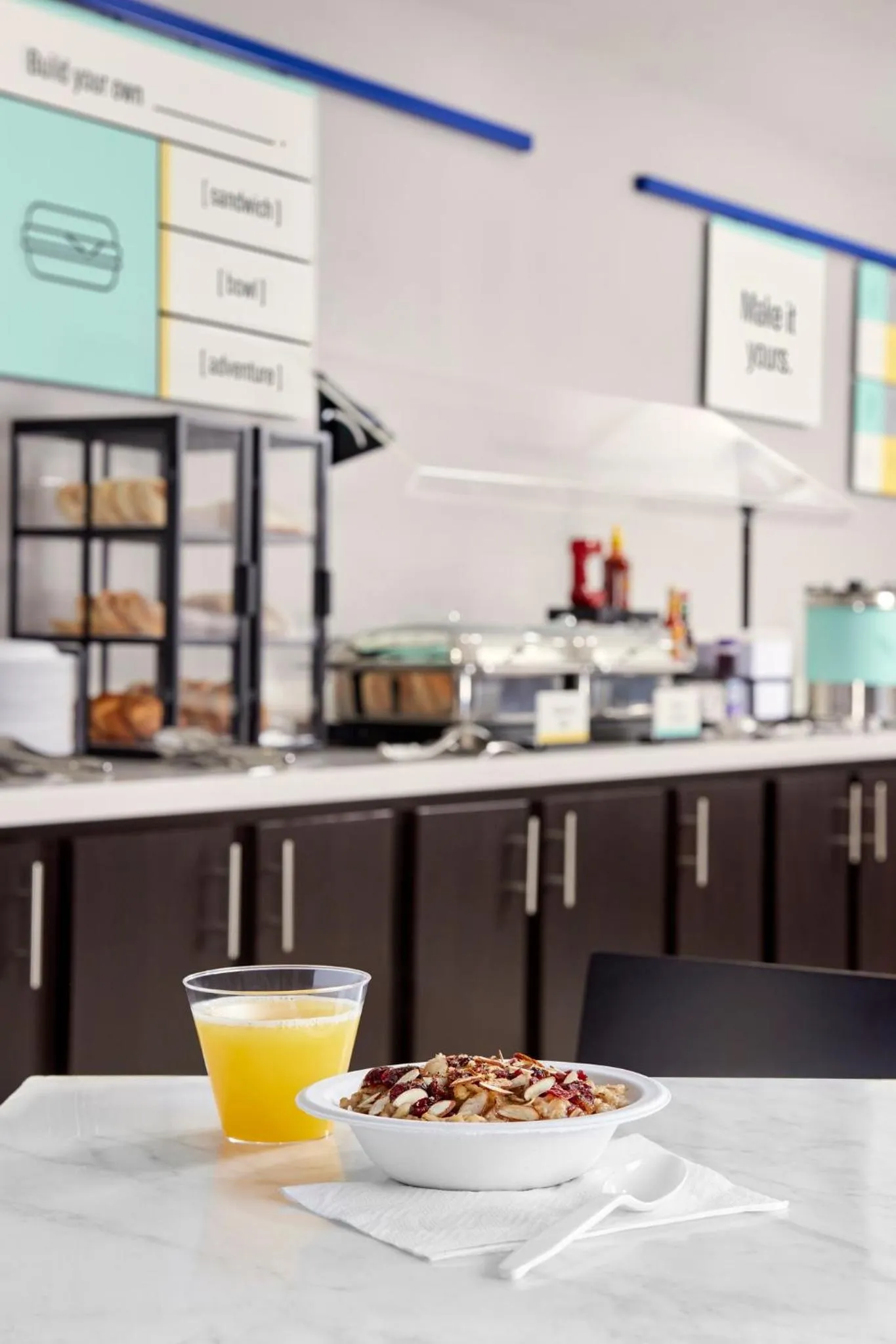 Breakfast in Garner Hotel Decatur - Forsyth by IHG