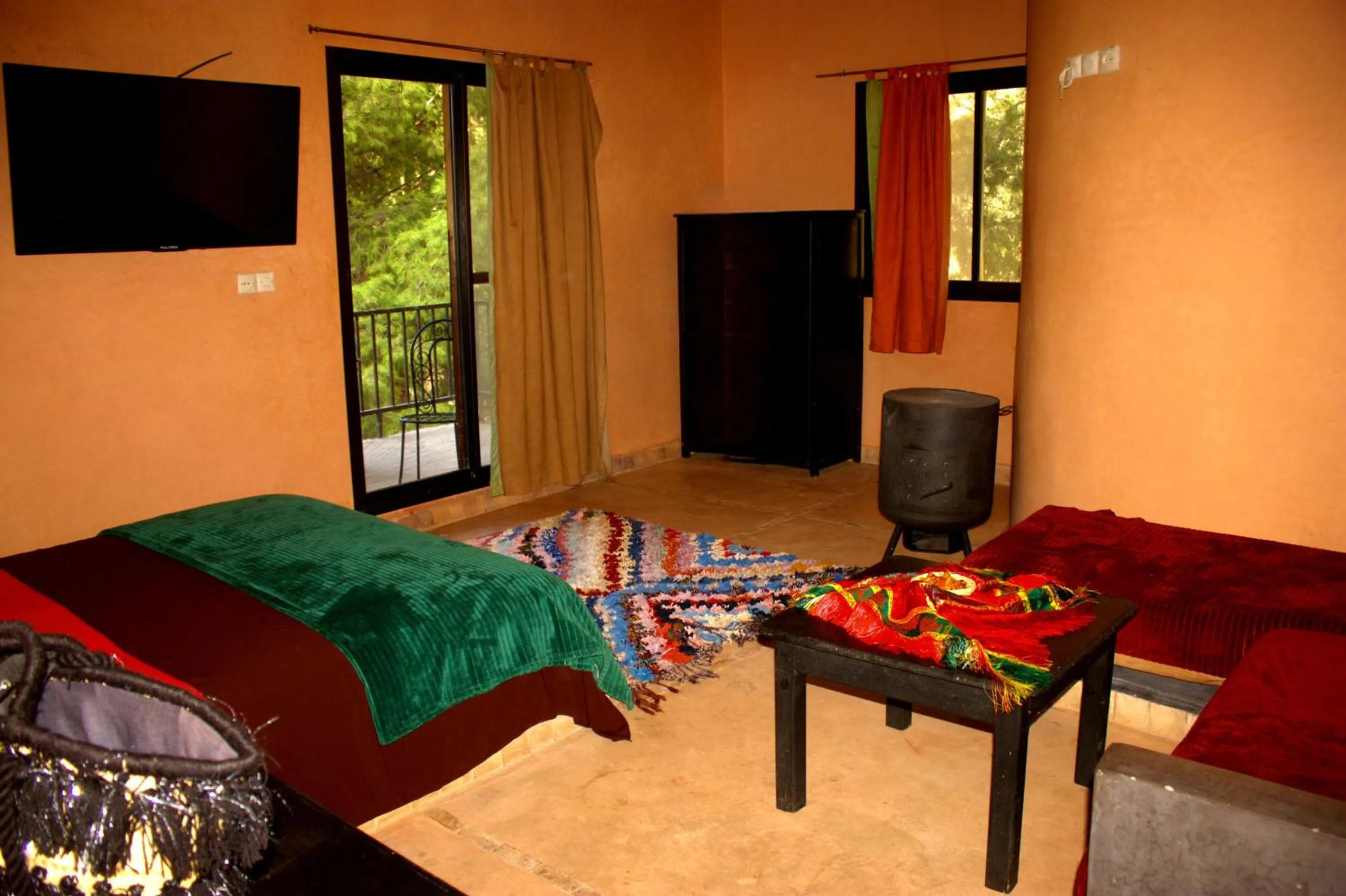 Photo of the whole room, Bed in Atlas Tigmi