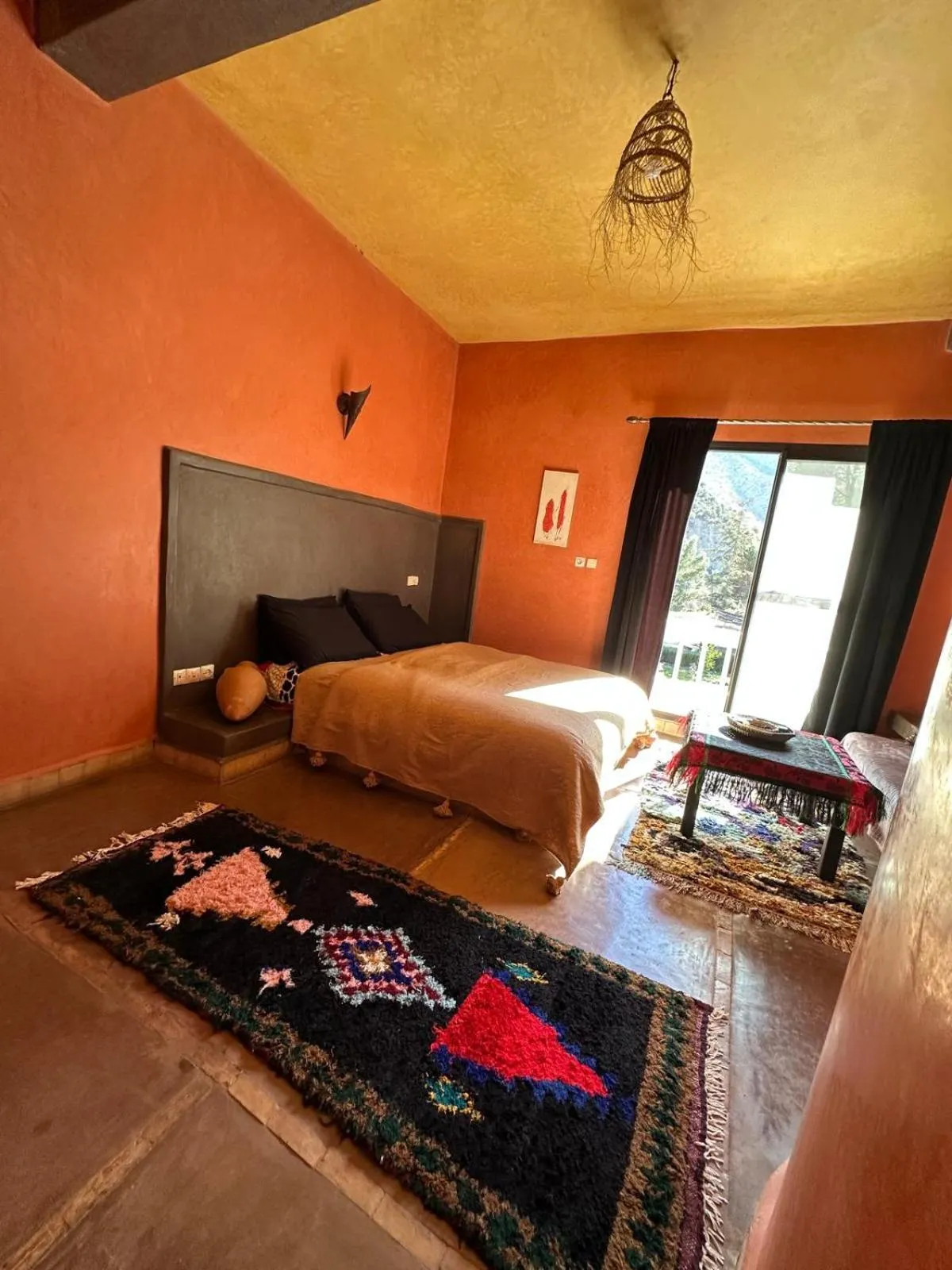 Photo of the whole room, Bed in Atlas Tigmi