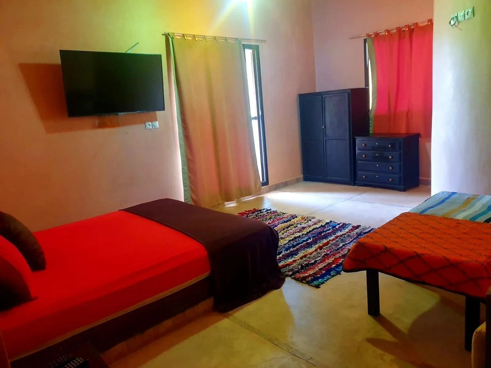 Photo of the whole room in Atlas Tigmi