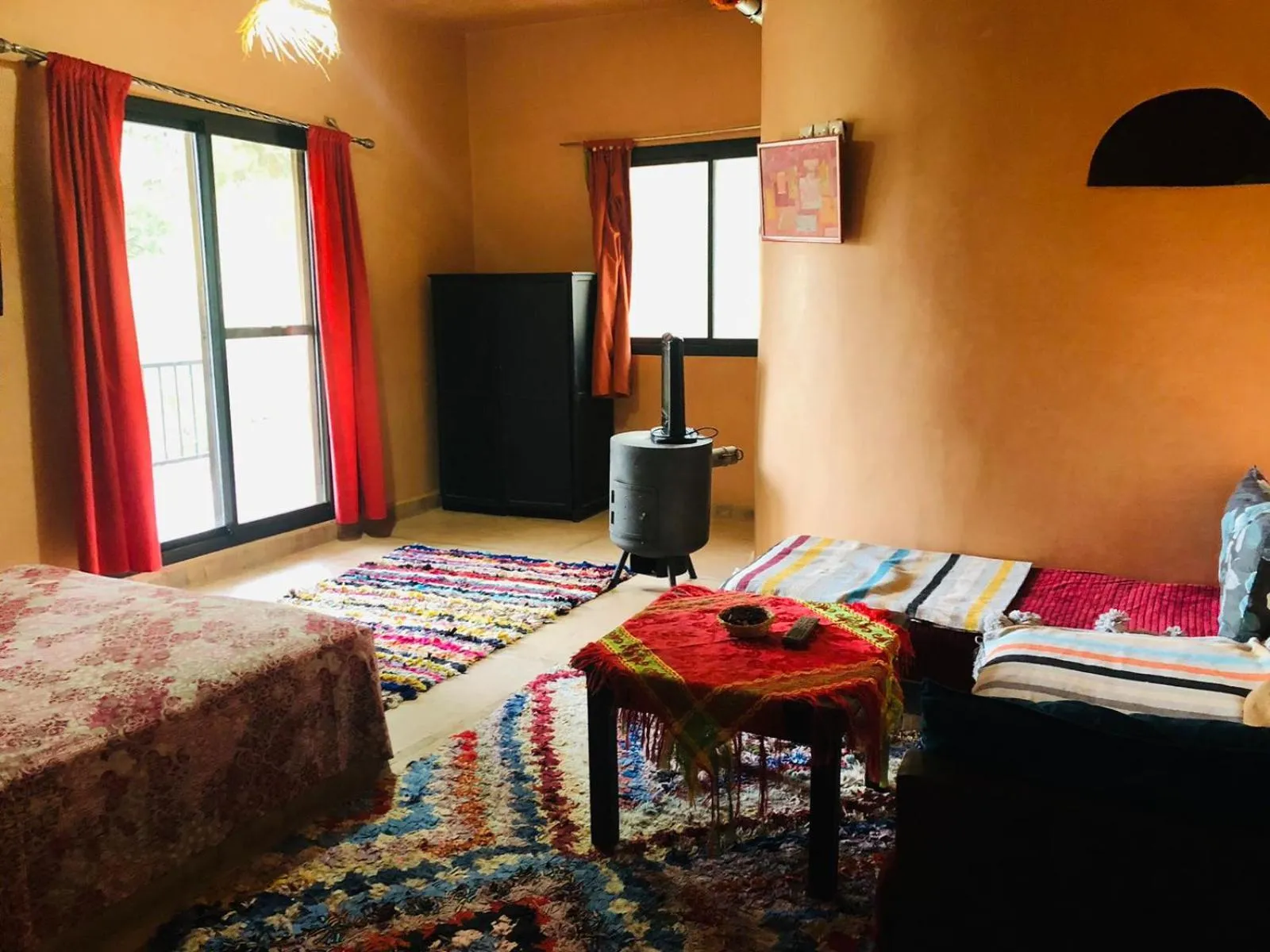 Photo of the whole room, Bed in Atlas Tigmi