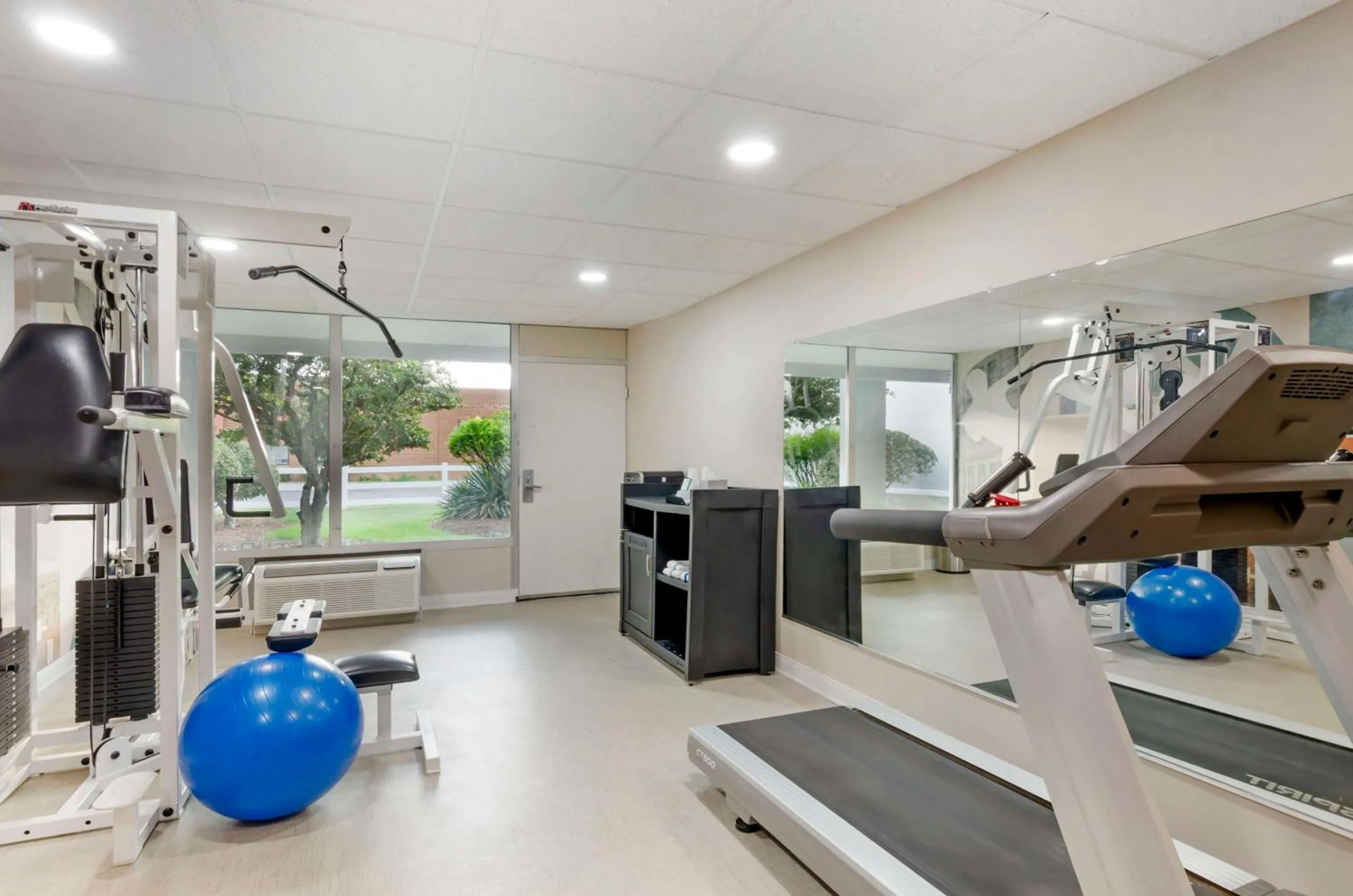 Fitness centre/facilities in Best Western Lexington Inn