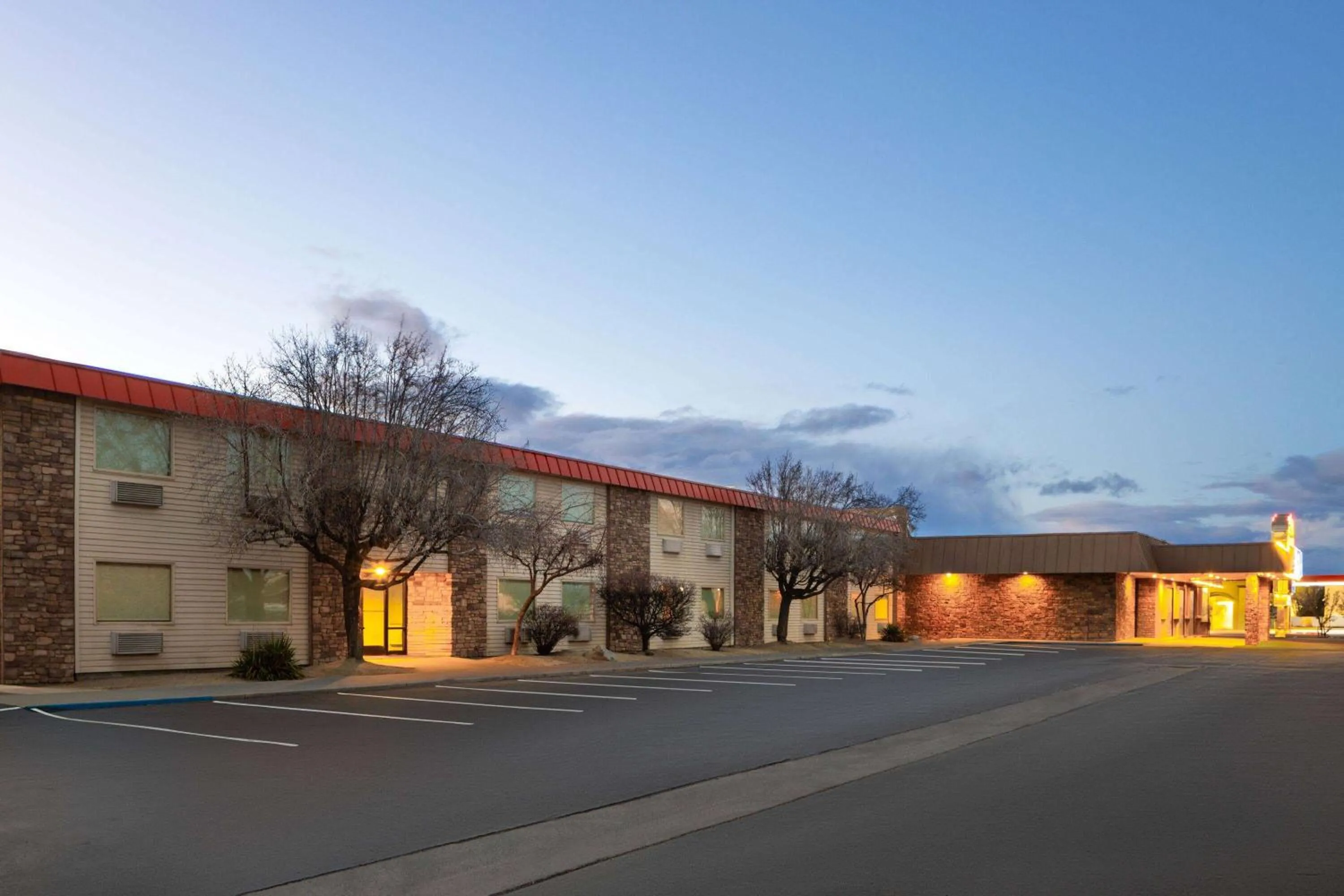 Property building in Super 8 by Wyndham Fallon