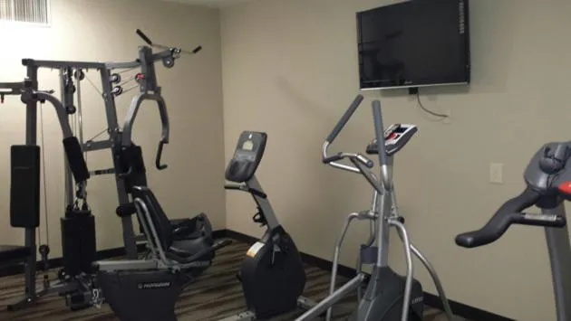 Fitness centre/facilities in Wingfield Inn