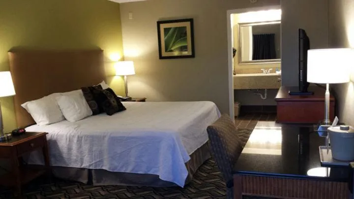 Bed in Wingfield Inn