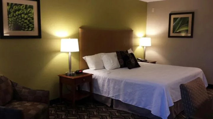 Bed in Wingfield Inn